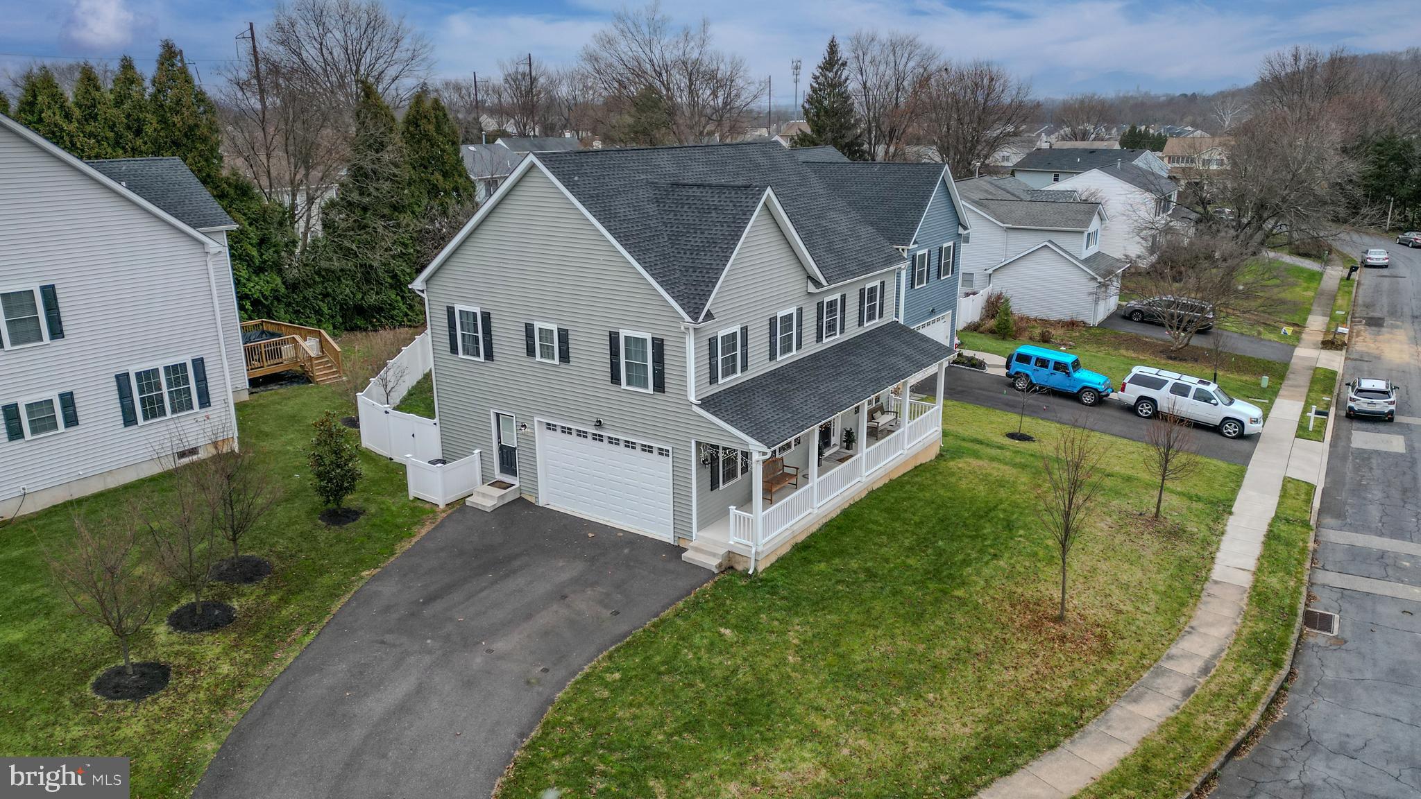 HERITAGE FARMS - Residential