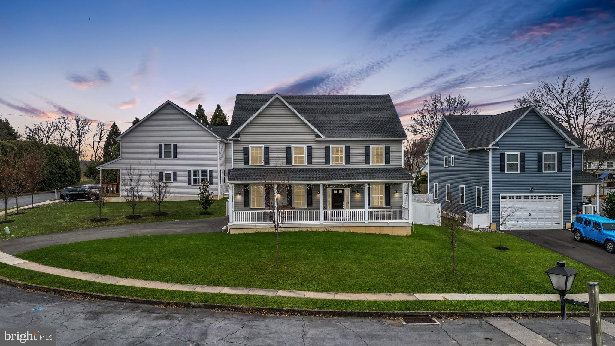 HERITAGE FARMS - Residential