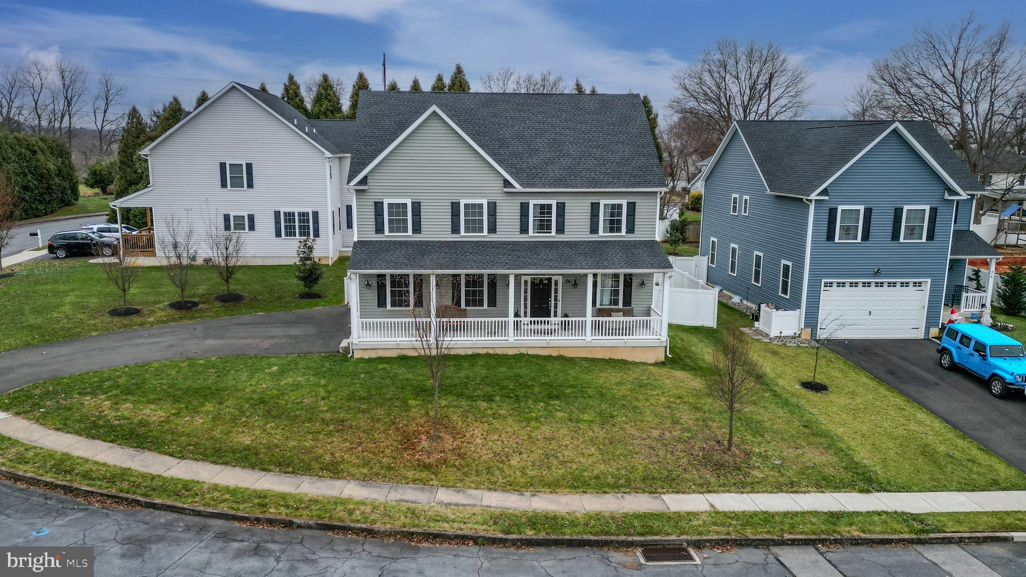 HERITAGE FARMS - Residential