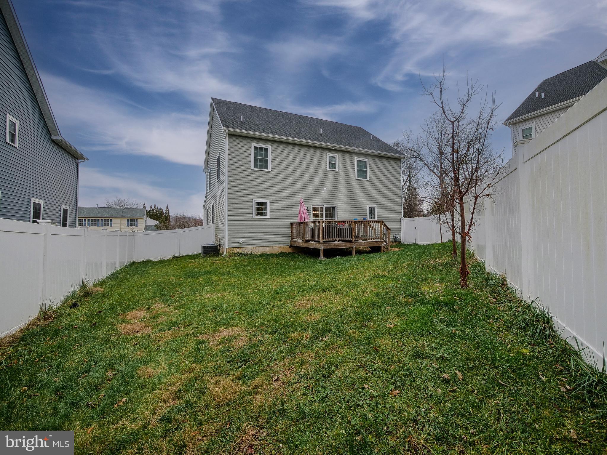 HERITAGE FARMS - Residential