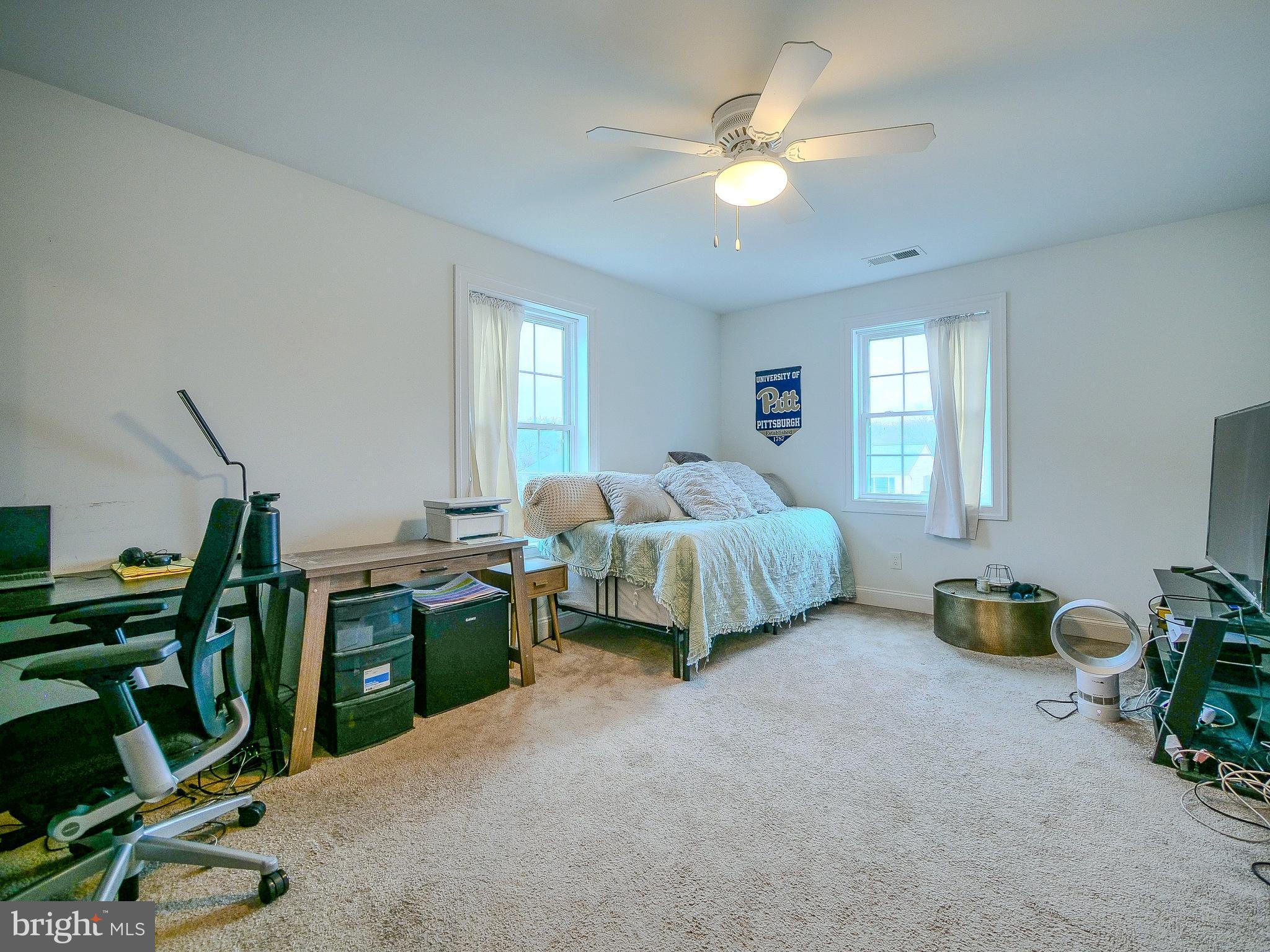 HERITAGE FARMS - Residential