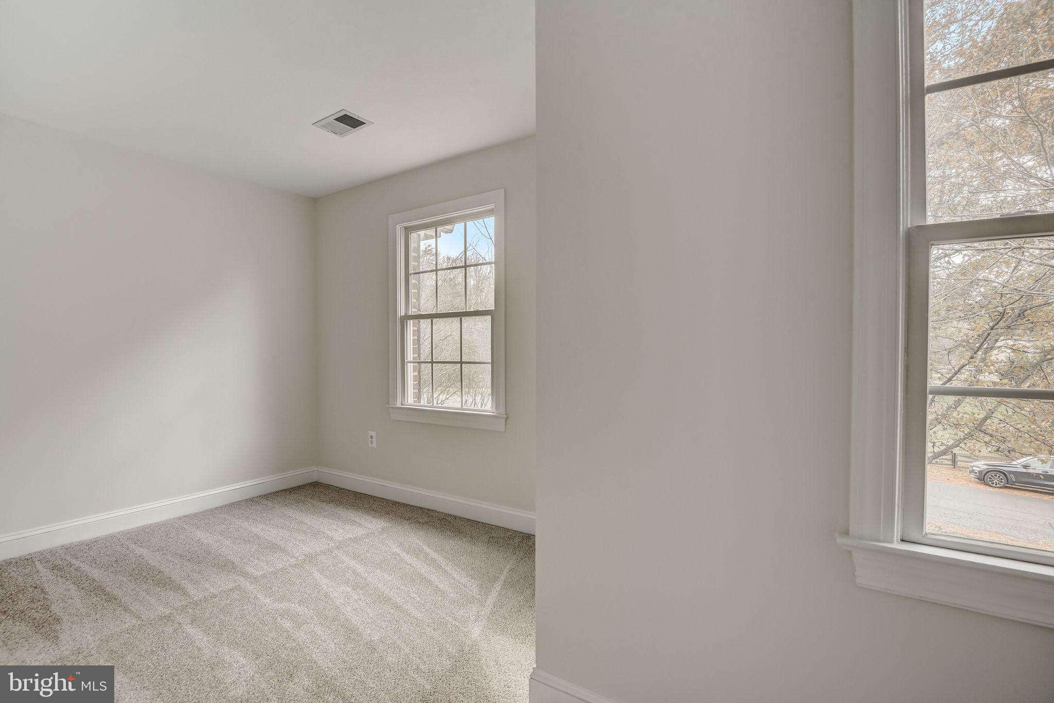 HUNT VALLEY ESTATES - Residential