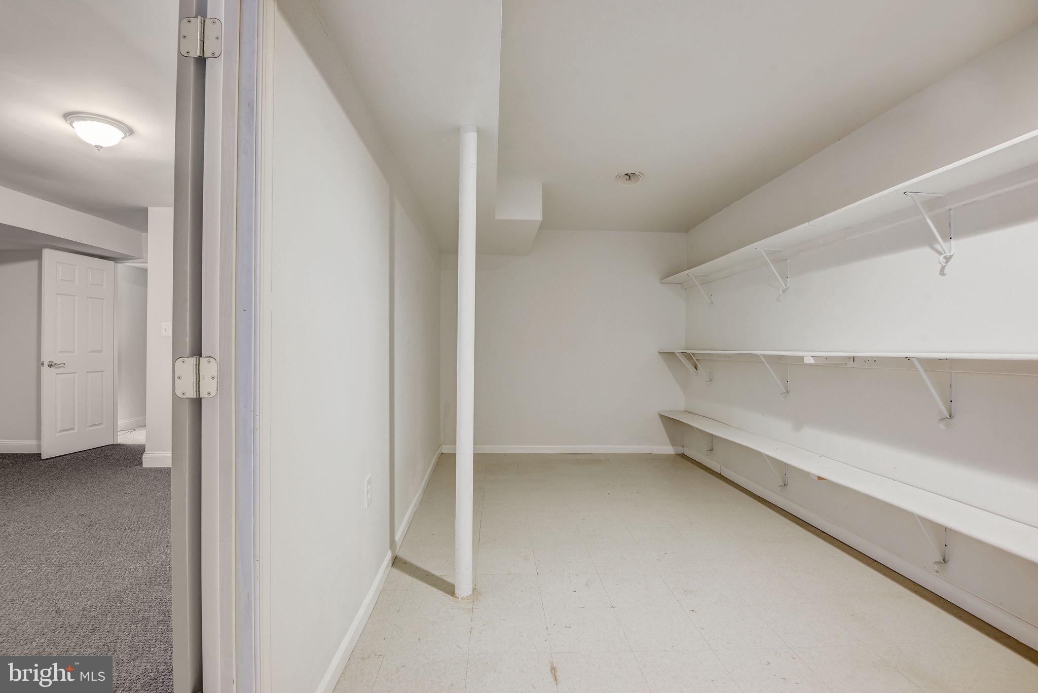 HUNT VALLEY ESTATES - Residential