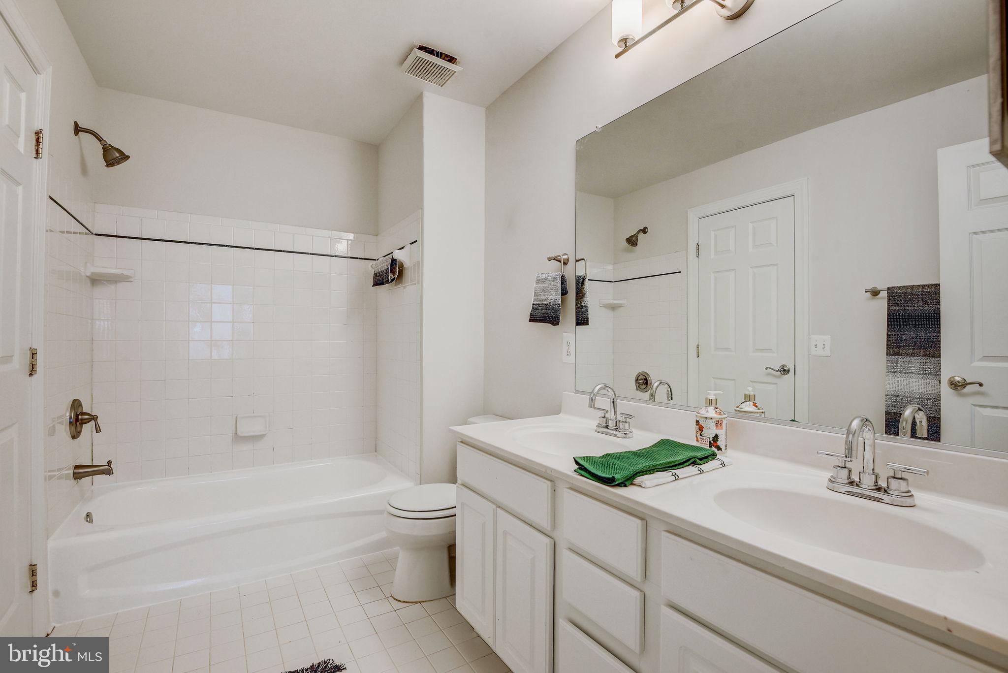 HUNT VALLEY ESTATES - Residential