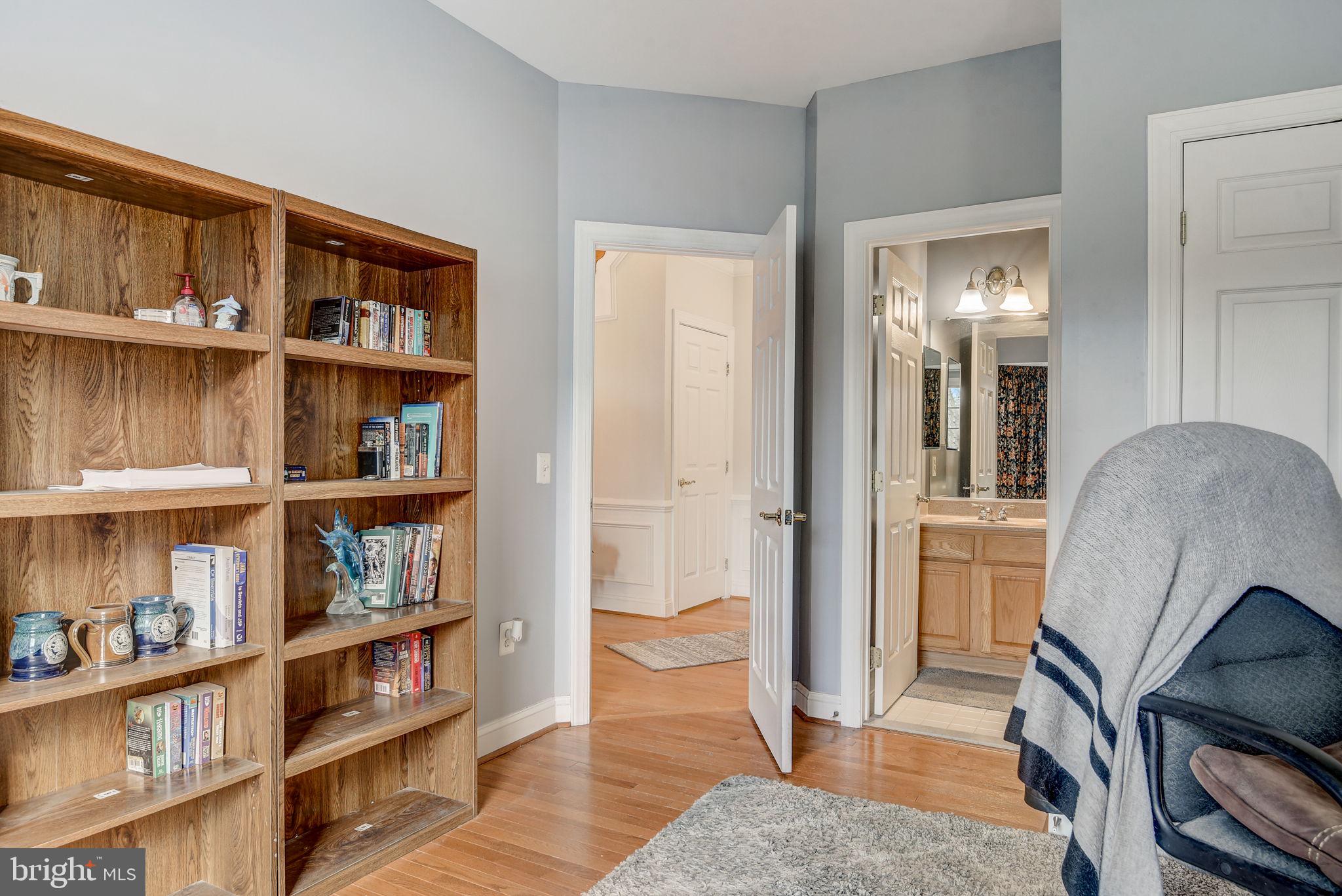 HUNT VALLEY ESTATES - Residential