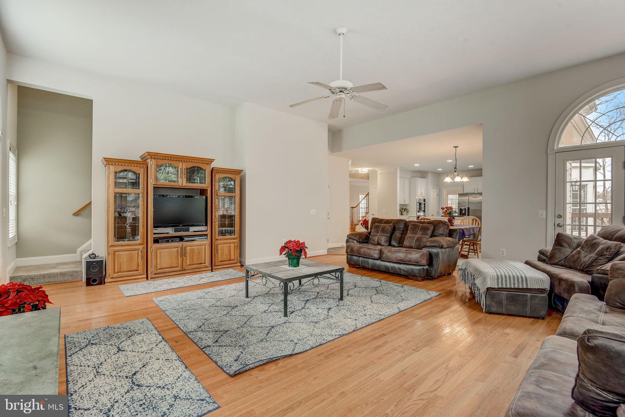 HUNT VALLEY ESTATES - Residential