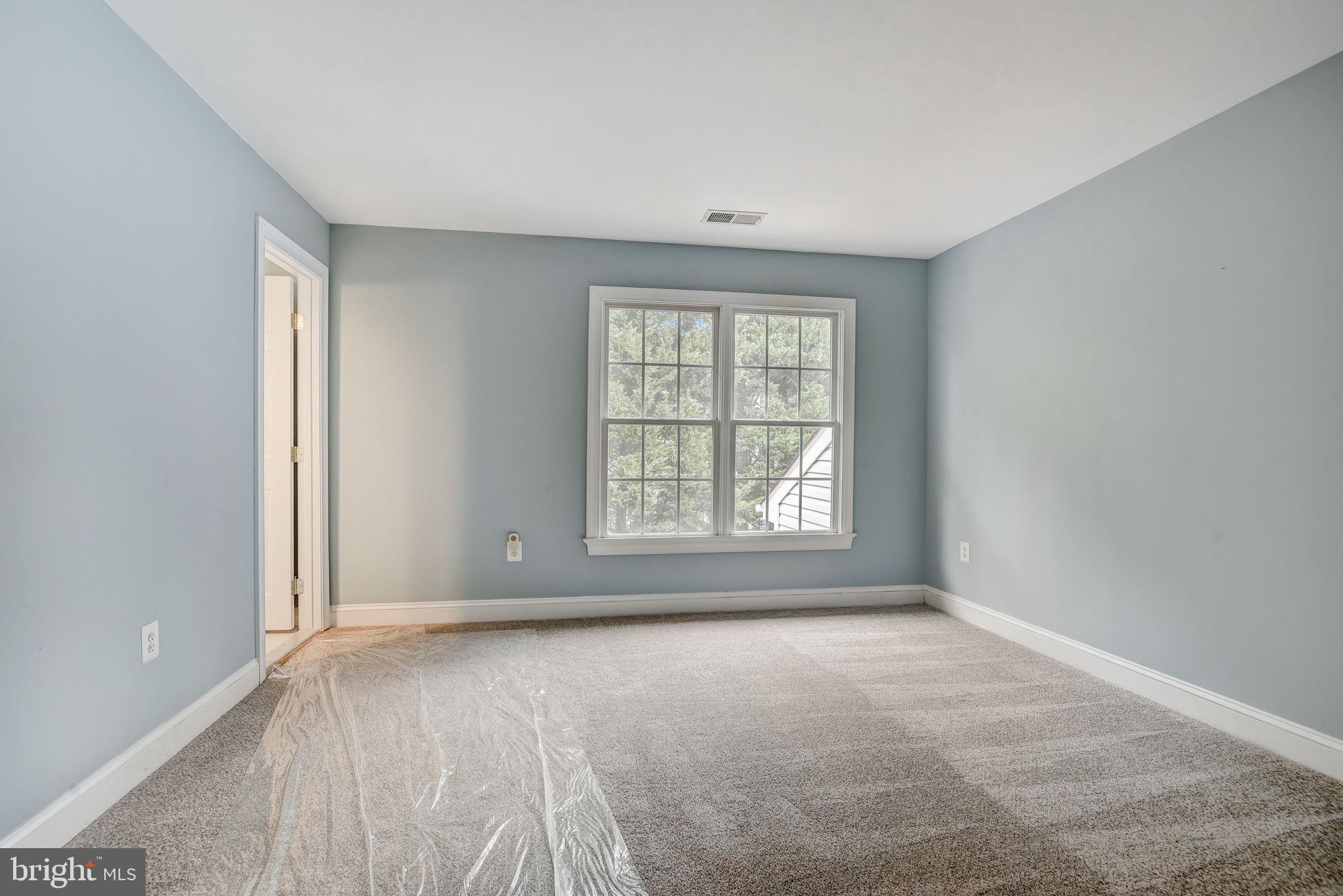 HUNT VALLEY ESTATES - Residential