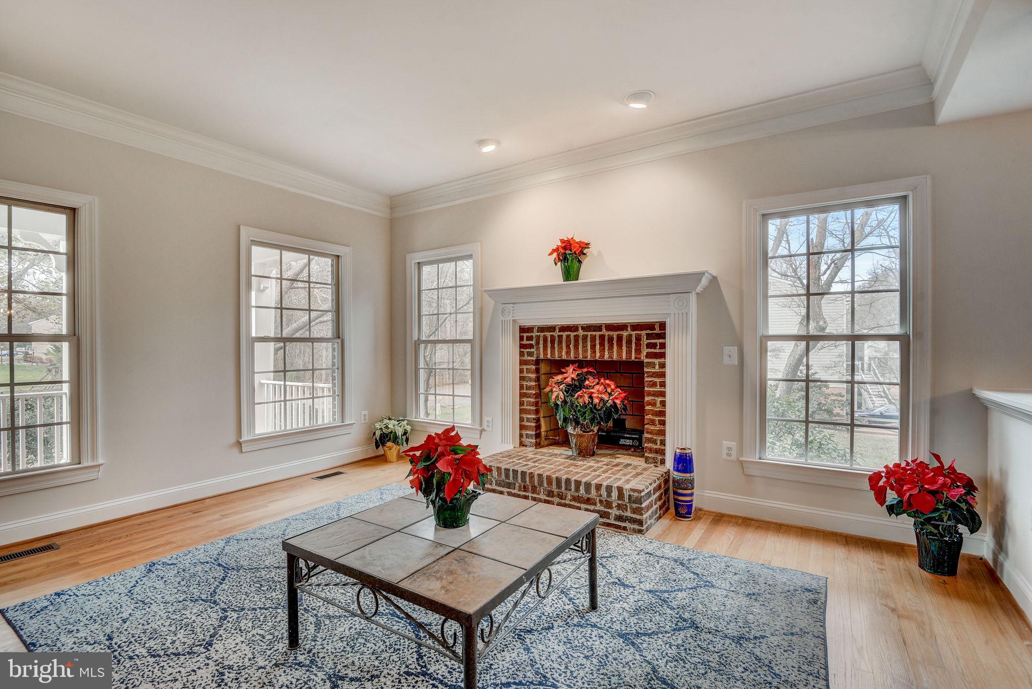 HUNT VALLEY ESTATES - Residential