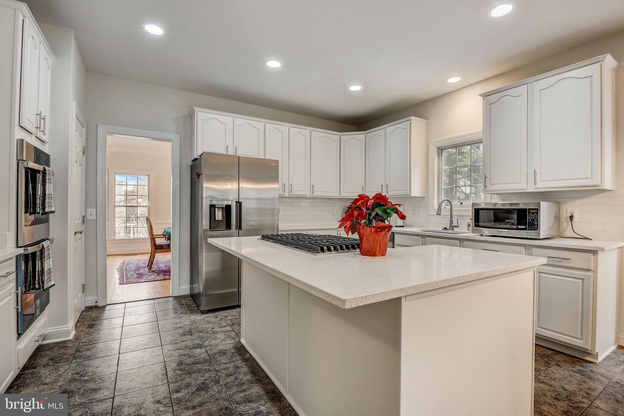 HUNT VALLEY ESTATES - Residential