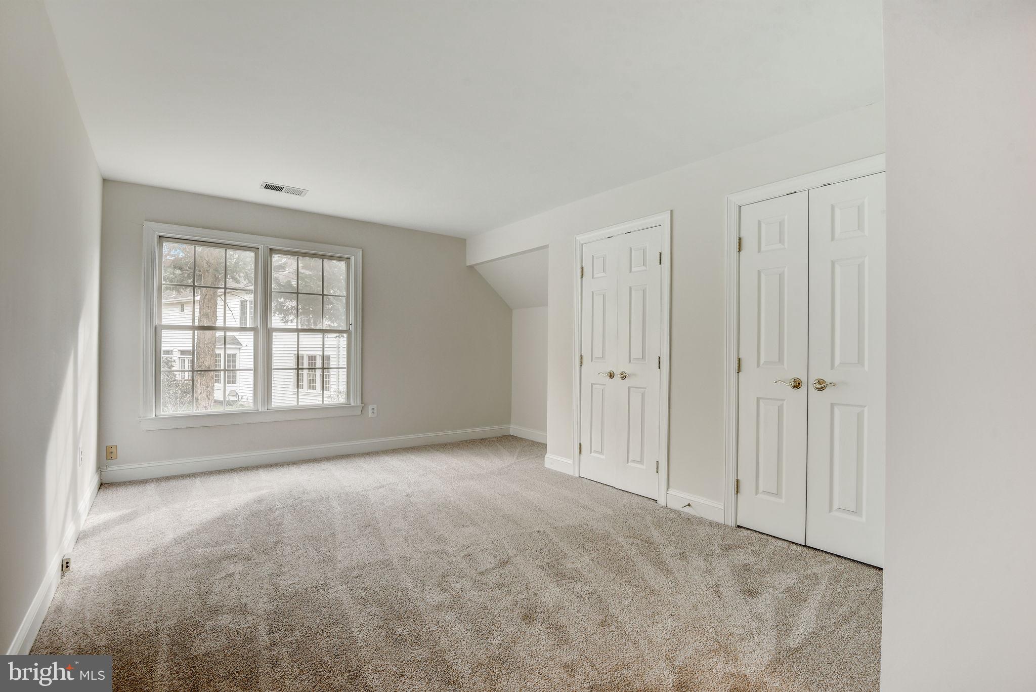 HUNT VALLEY ESTATES - Residential