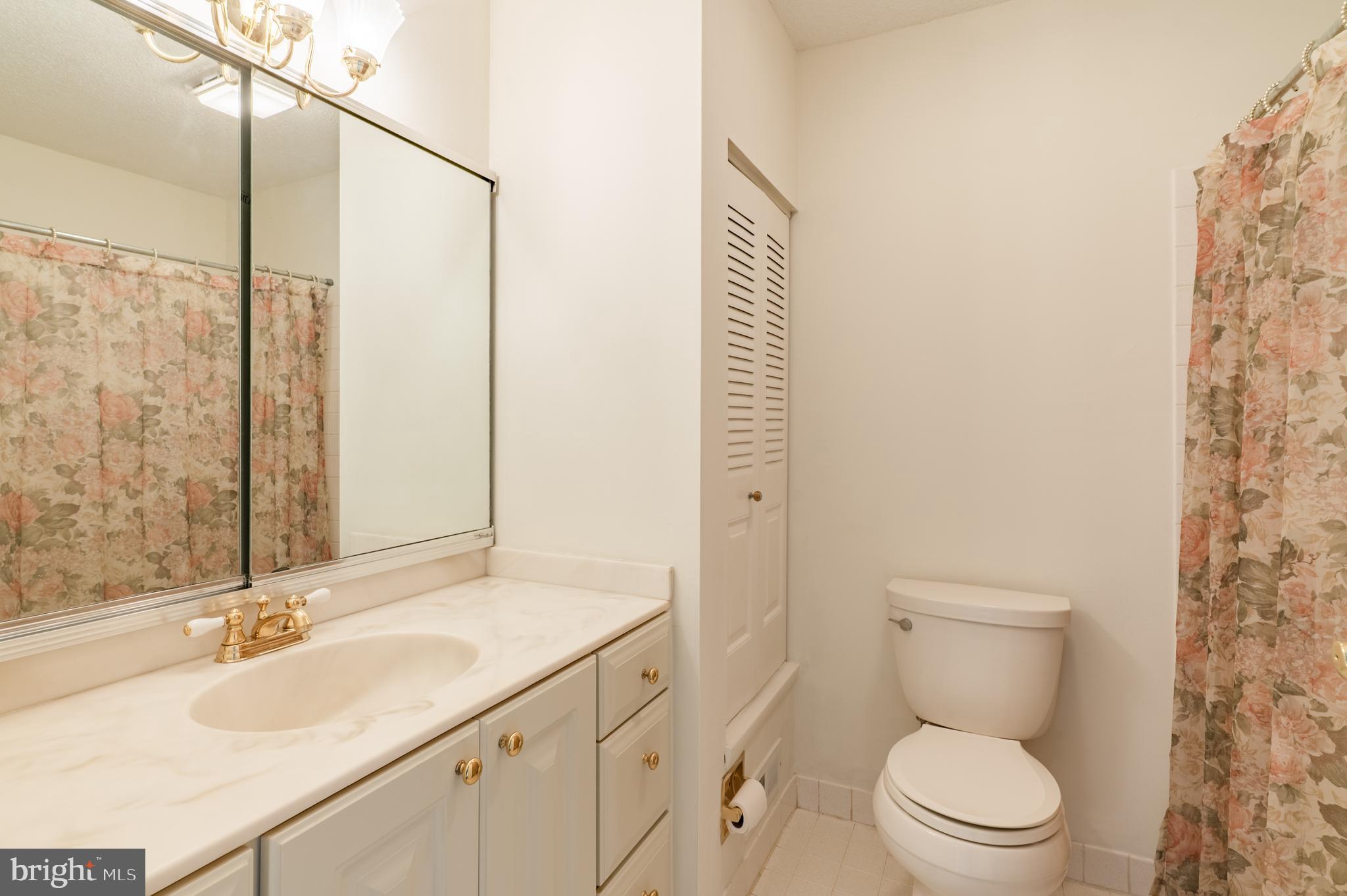 TOWAMENCIN CONDOS - Residential