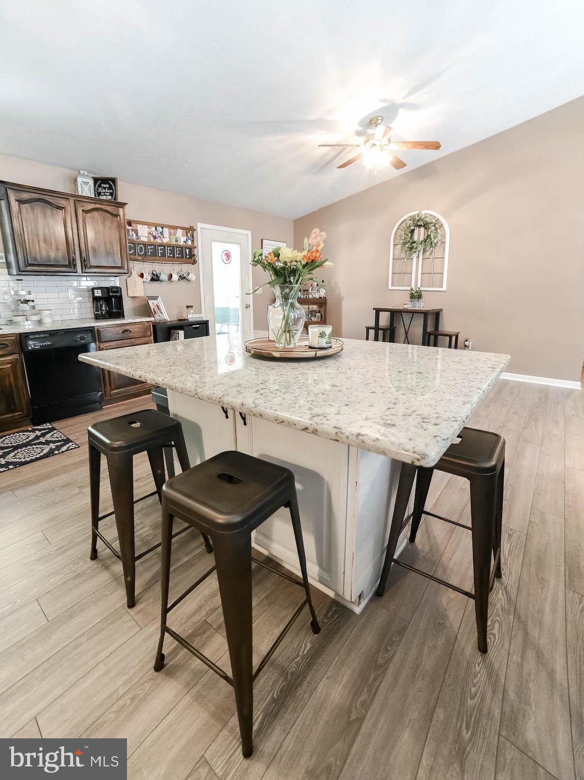 TOWN CREEK - Residential