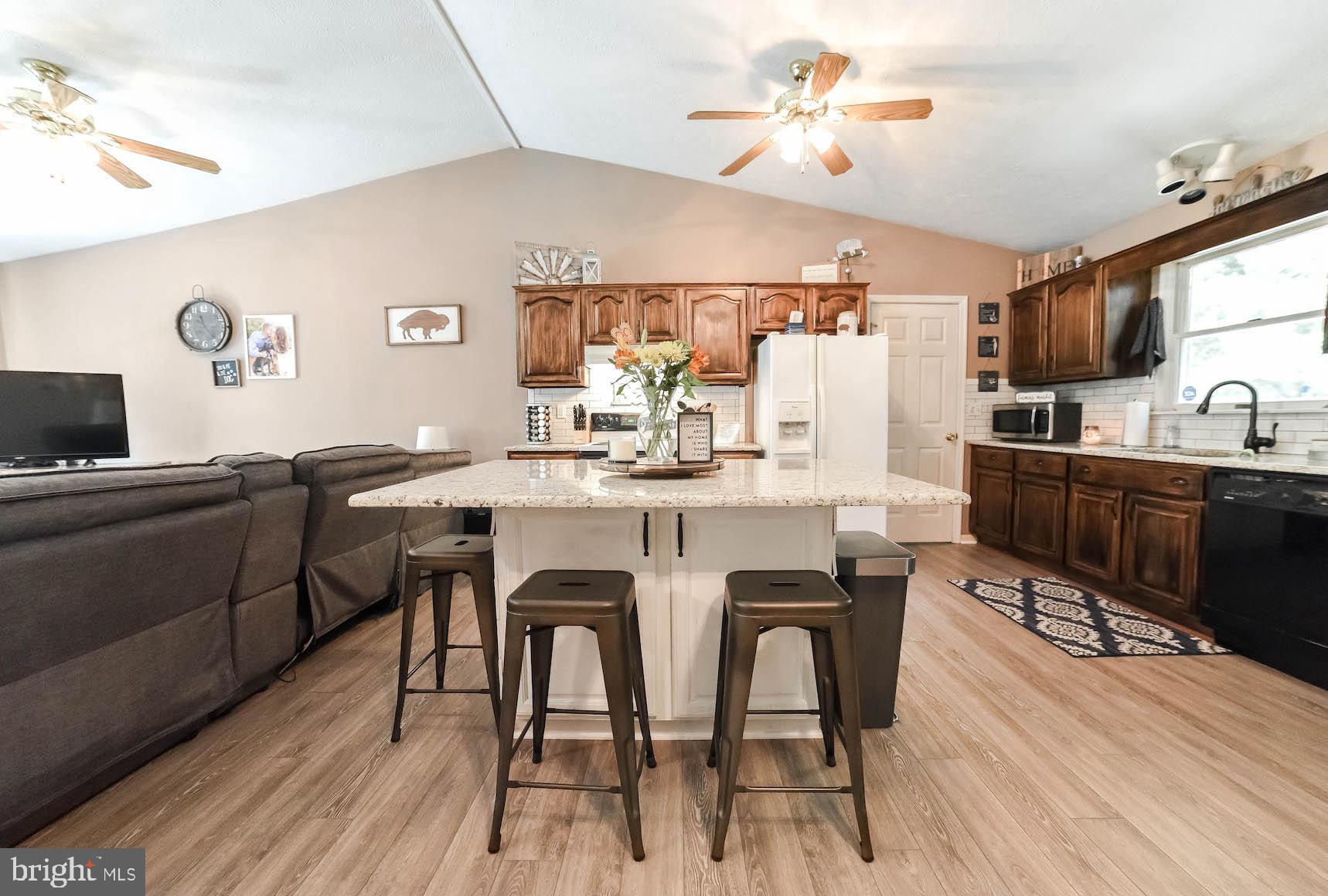 TOWN CREEK - Residential