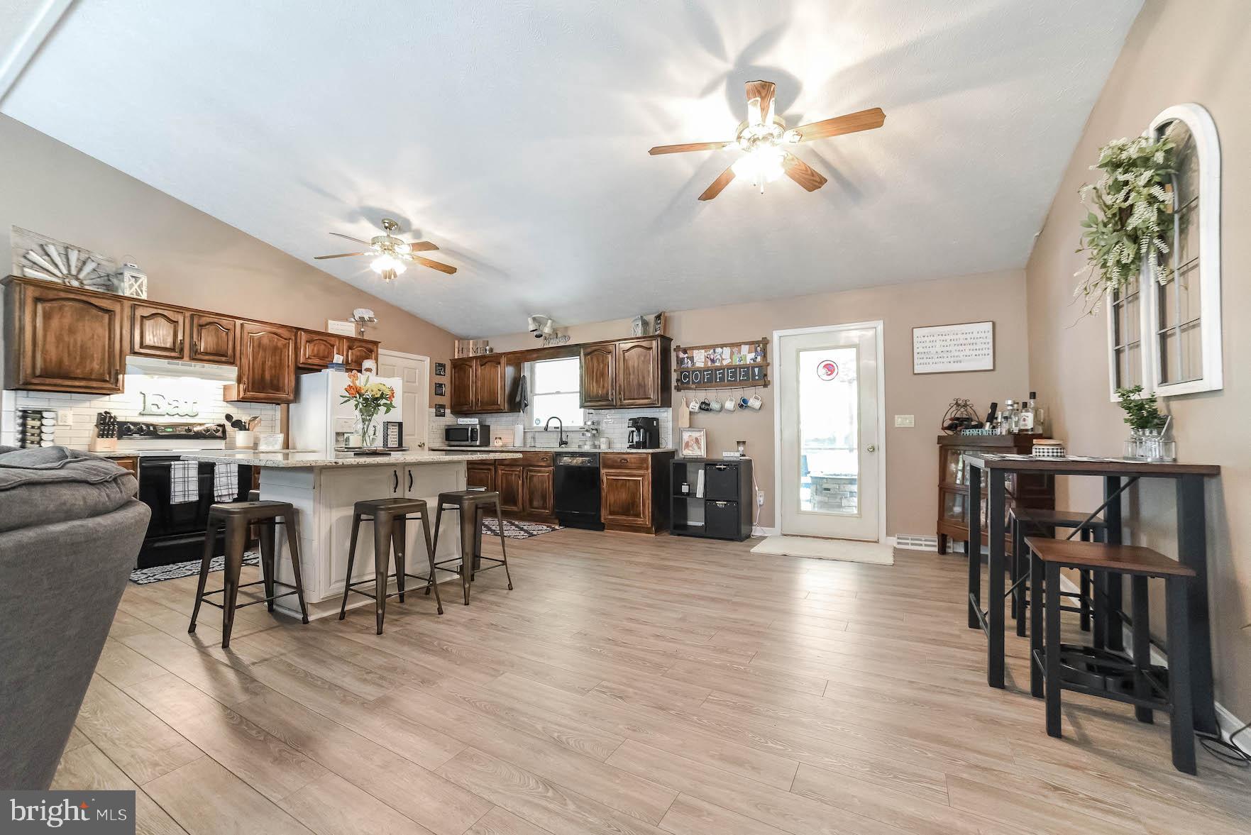 TOWN CREEK - Residential