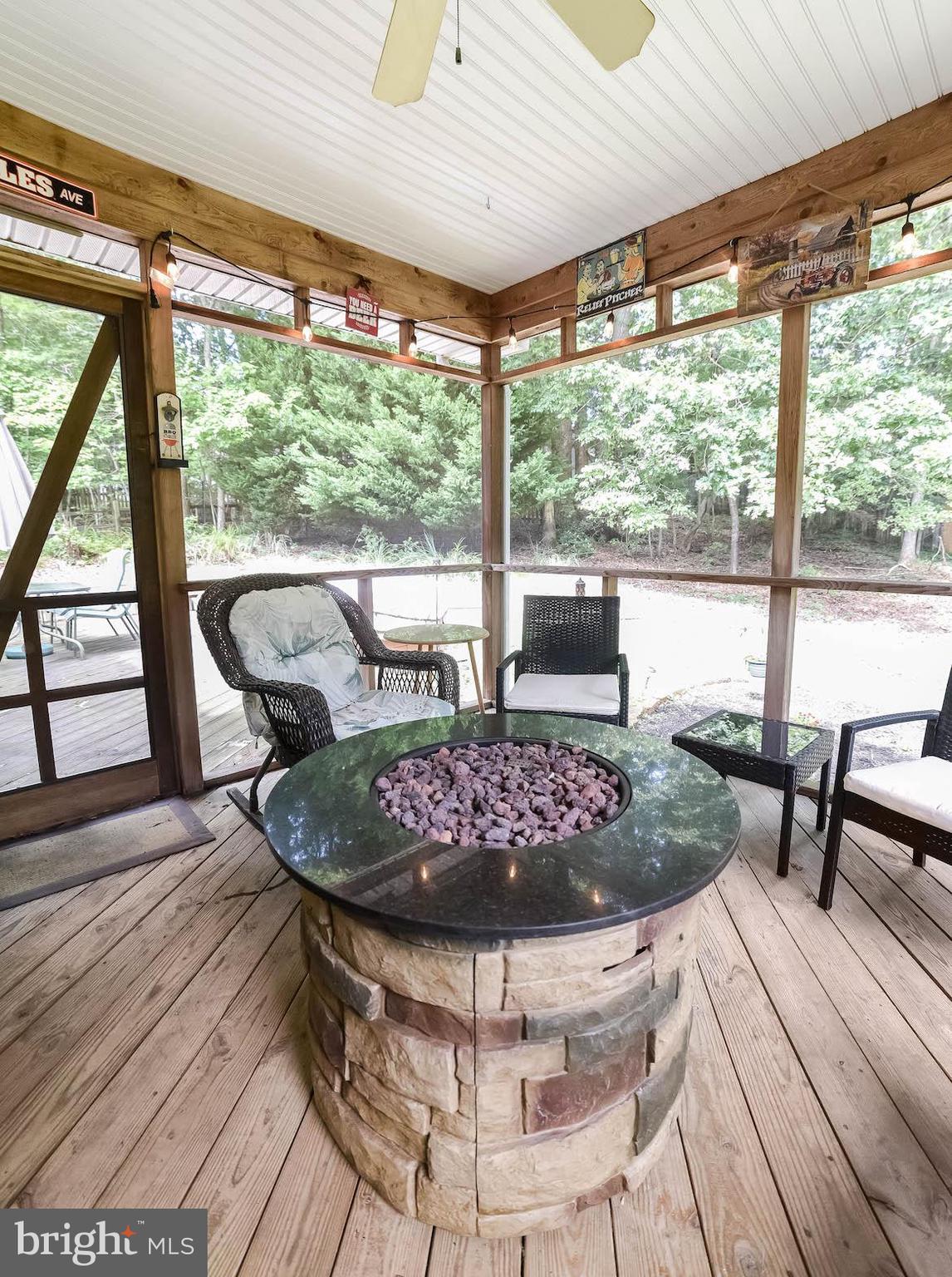 TOWN CREEK - Residential