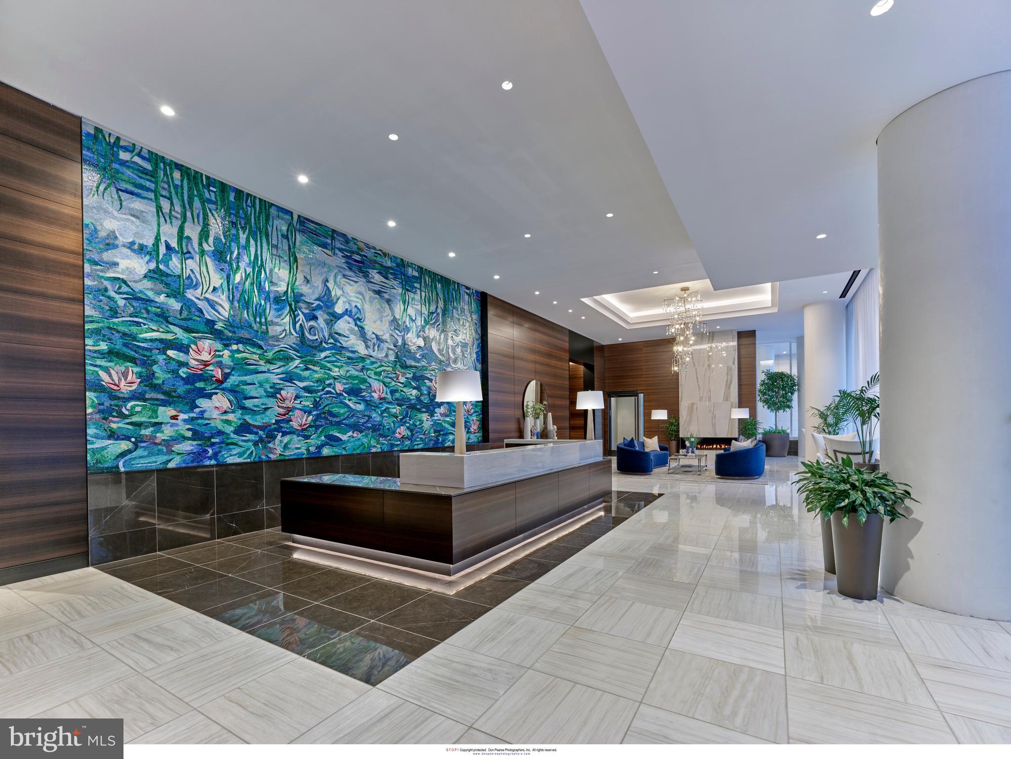 AVENUE OF THE ARTS - Residential