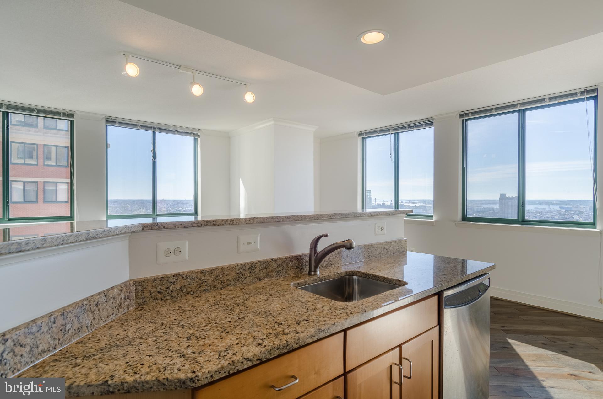 INNER HARBOR - Residential Lease