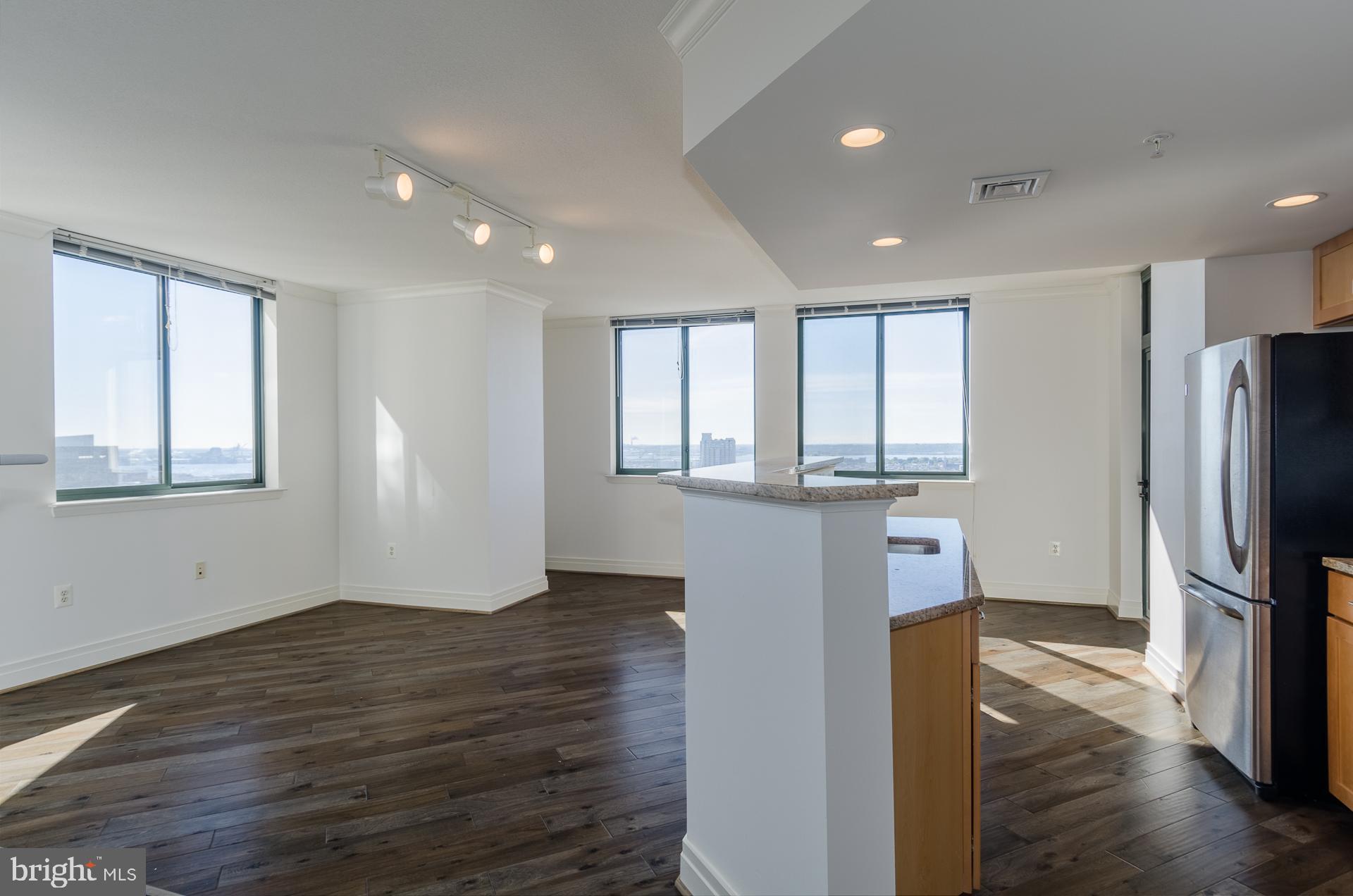 INNER HARBOR - Residential Lease