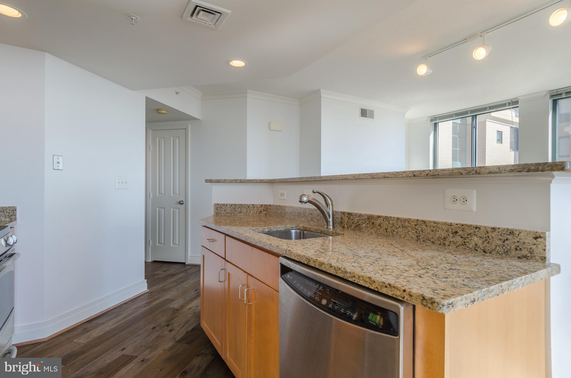 INNER HARBOR - Residential Lease