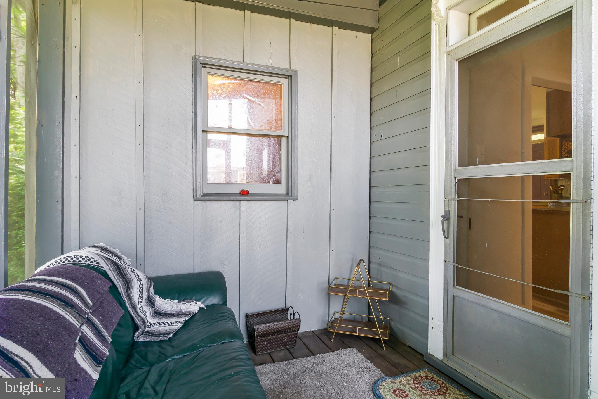 ROHRERSVILLE - Residential