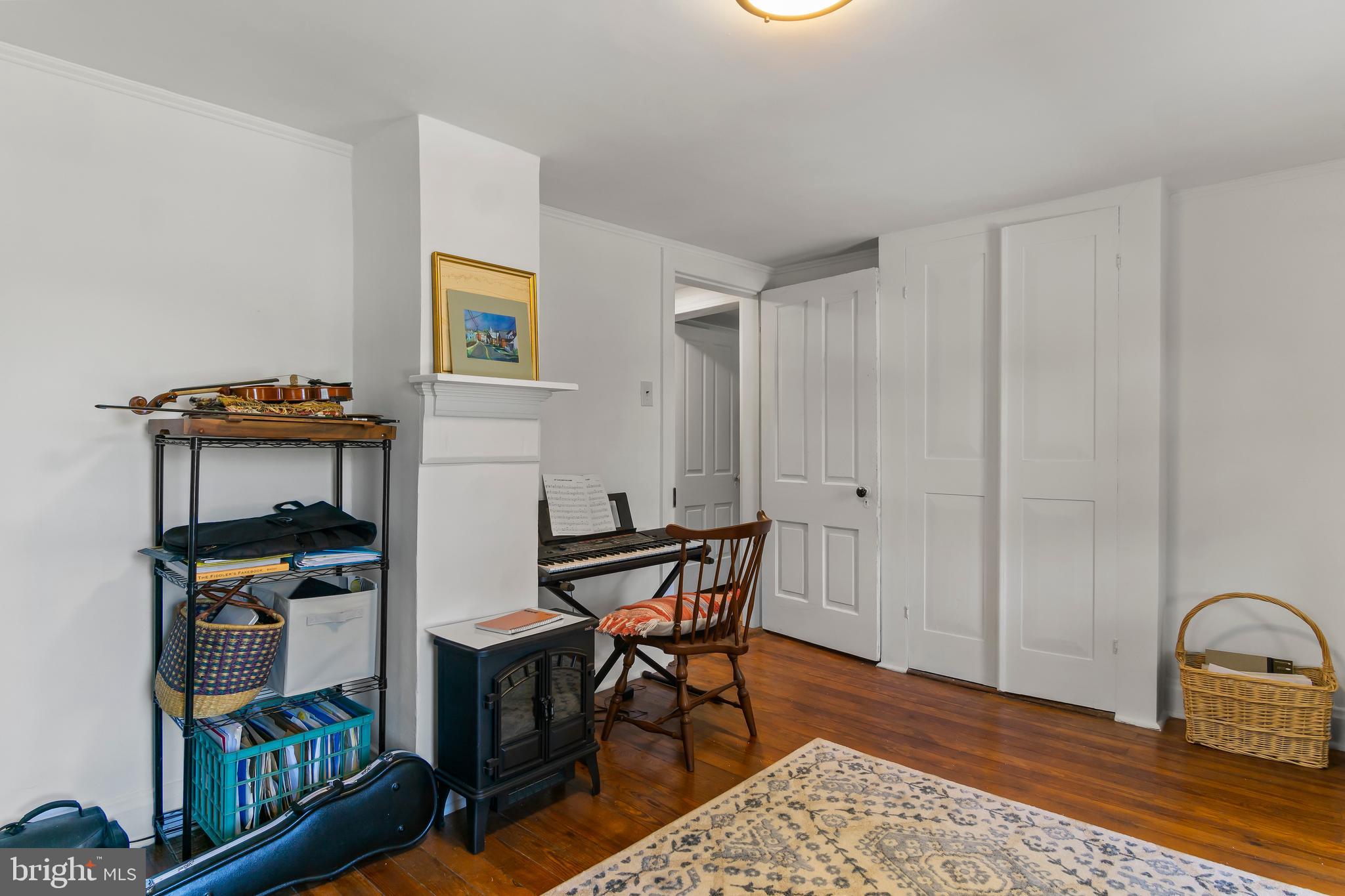 ROHRERSVILLE - Residential