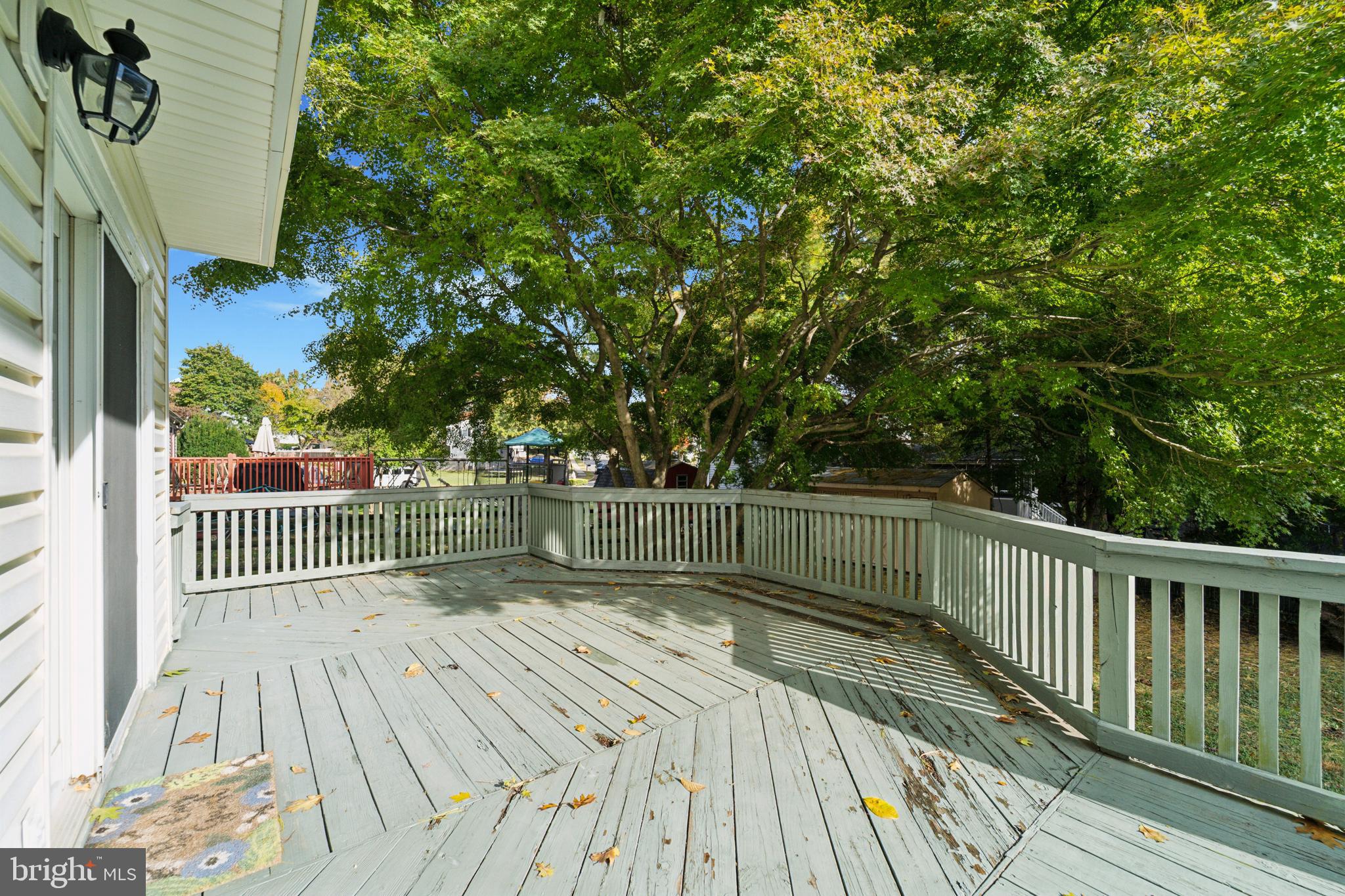 CHERRY TREE WOODS - Residential