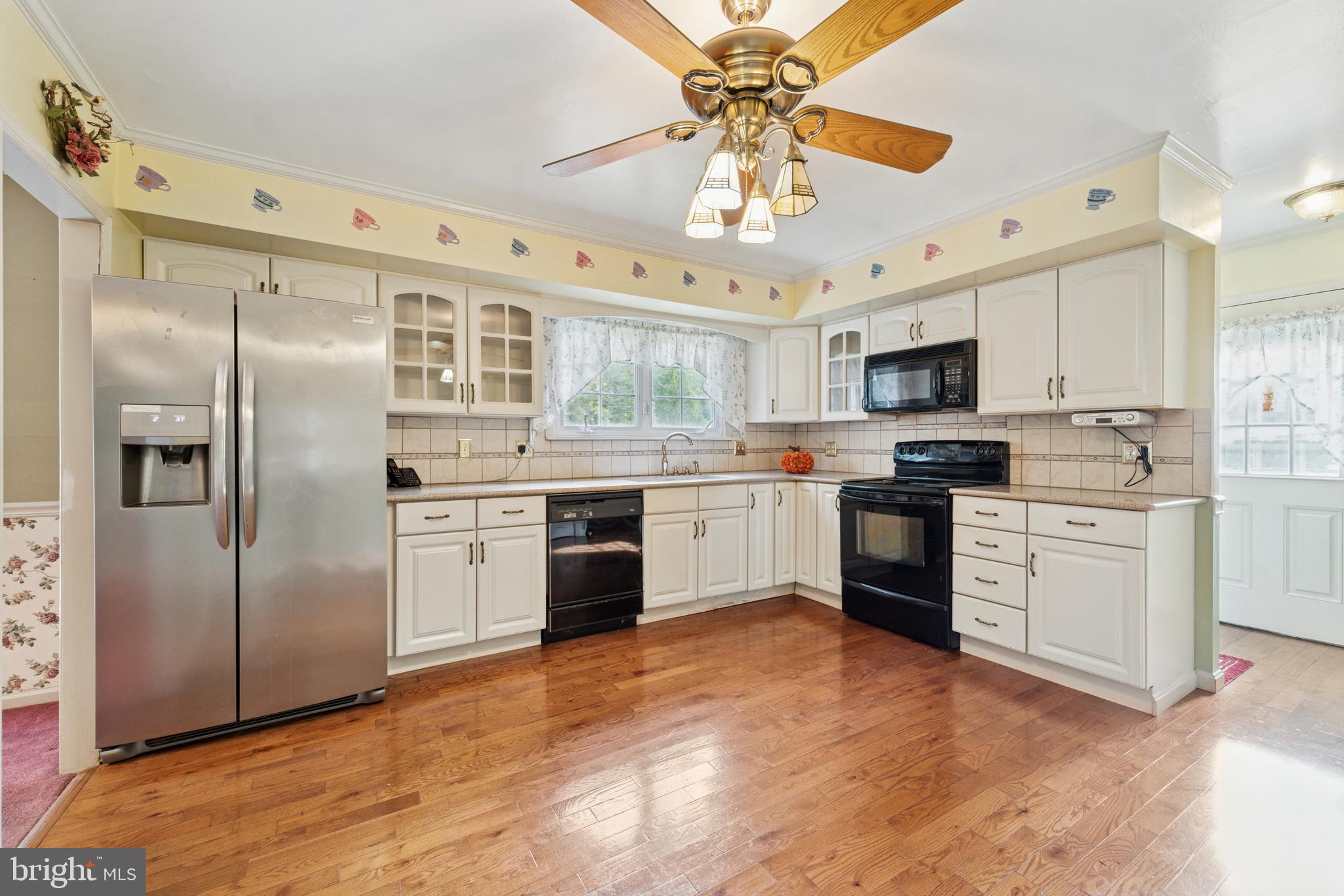 CHERRY TREE WOODS - Residential