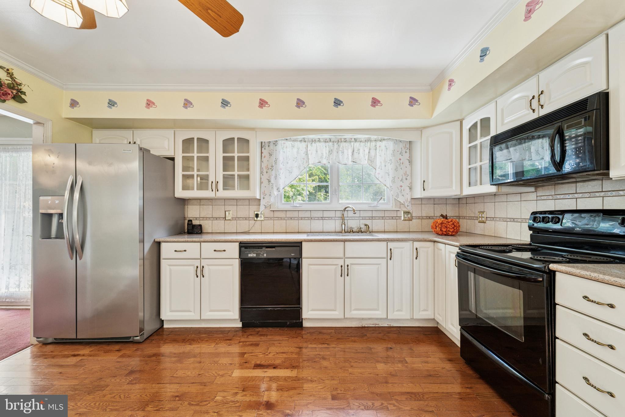 CHERRY TREE WOODS - Residential