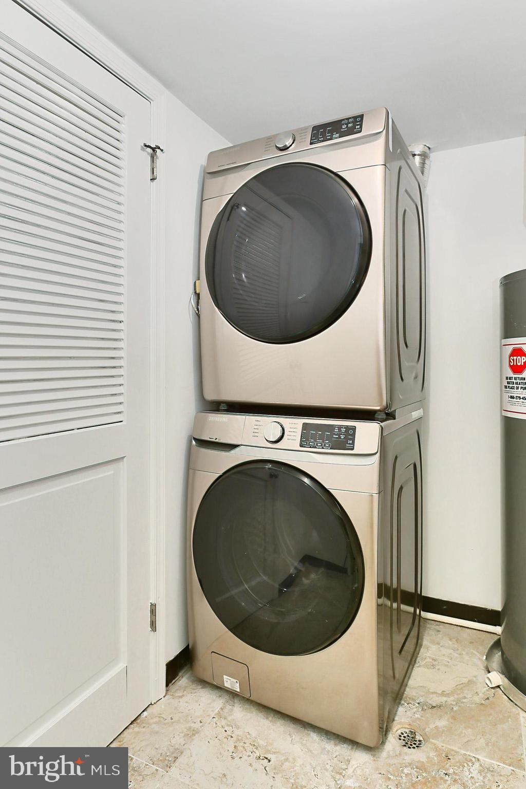 BURKE COVE - Residential