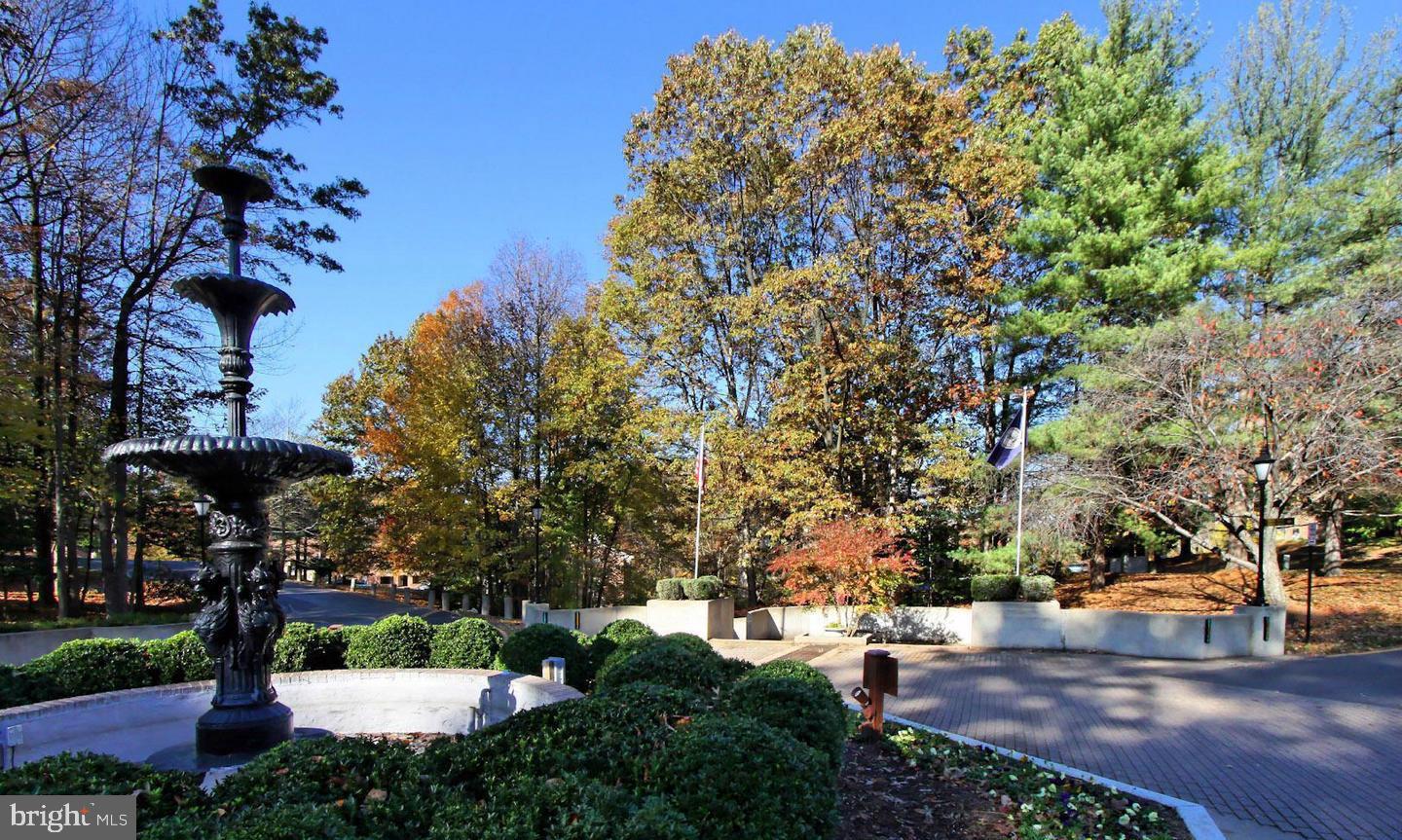 BURKE COVE - Residential