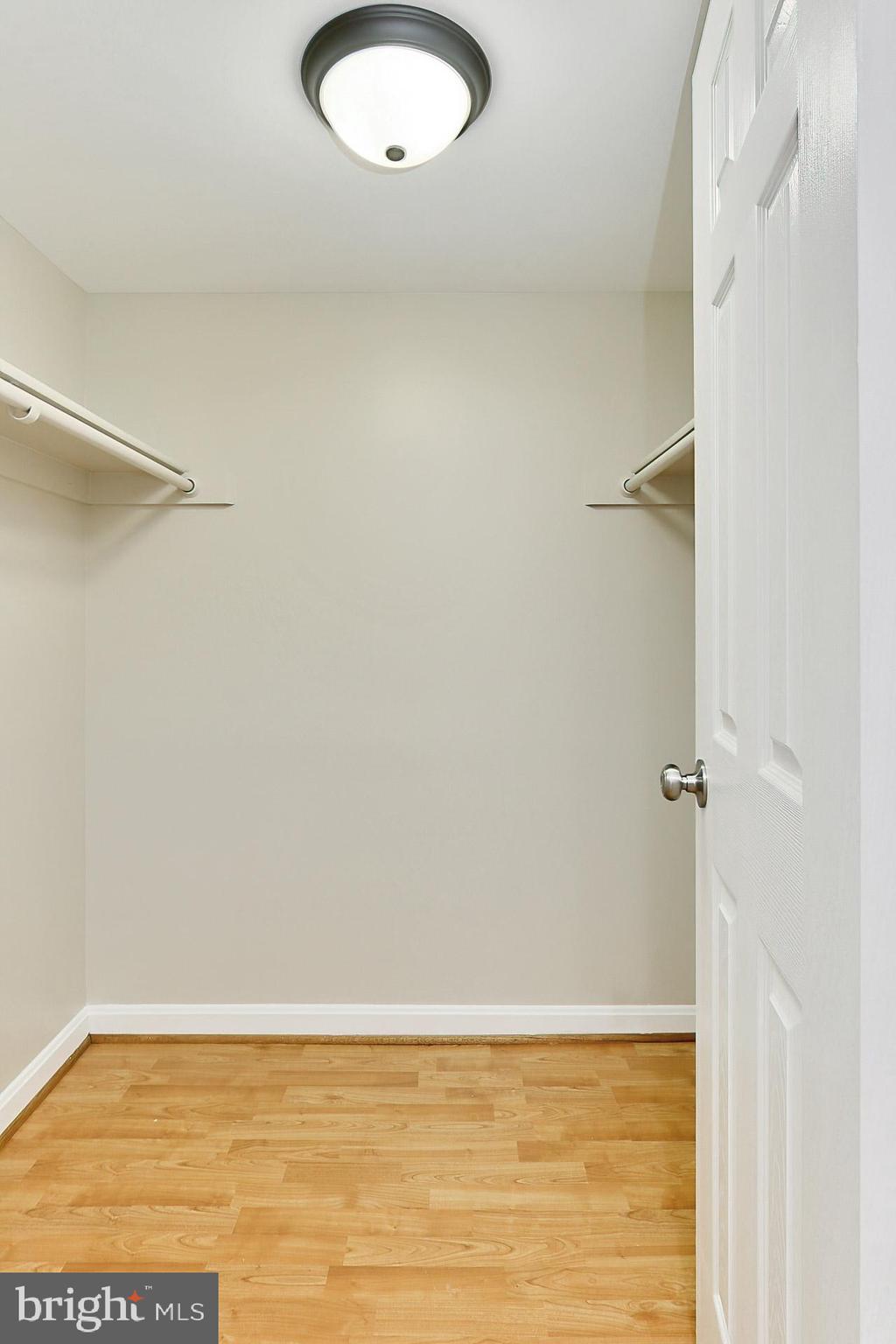 BURKE COVE - Residential