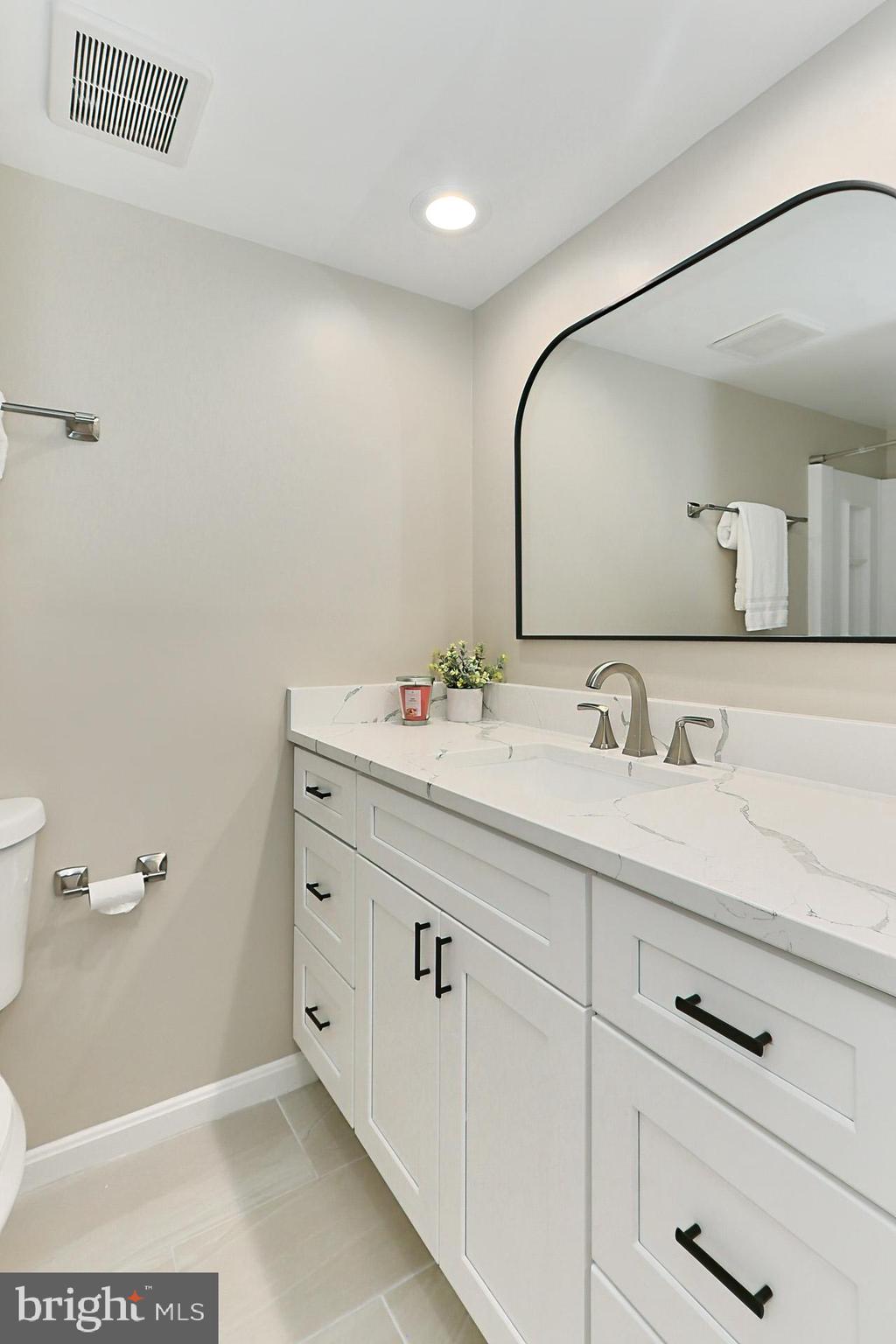 BURKE COVE - Residential