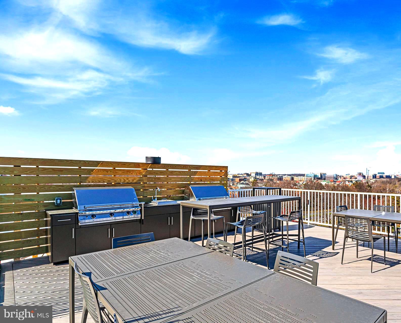 OLD TOWN NORTH - Residential