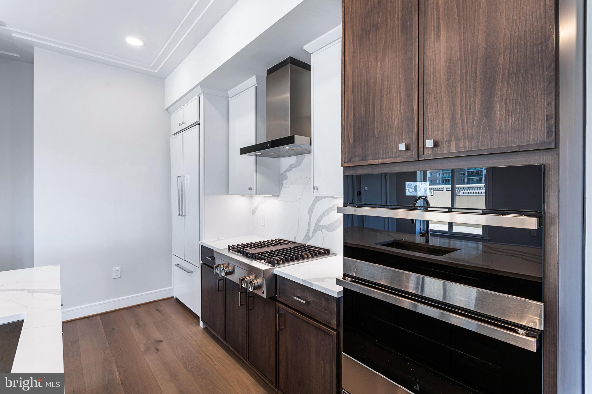 OLD TOWN NORTH - Residential