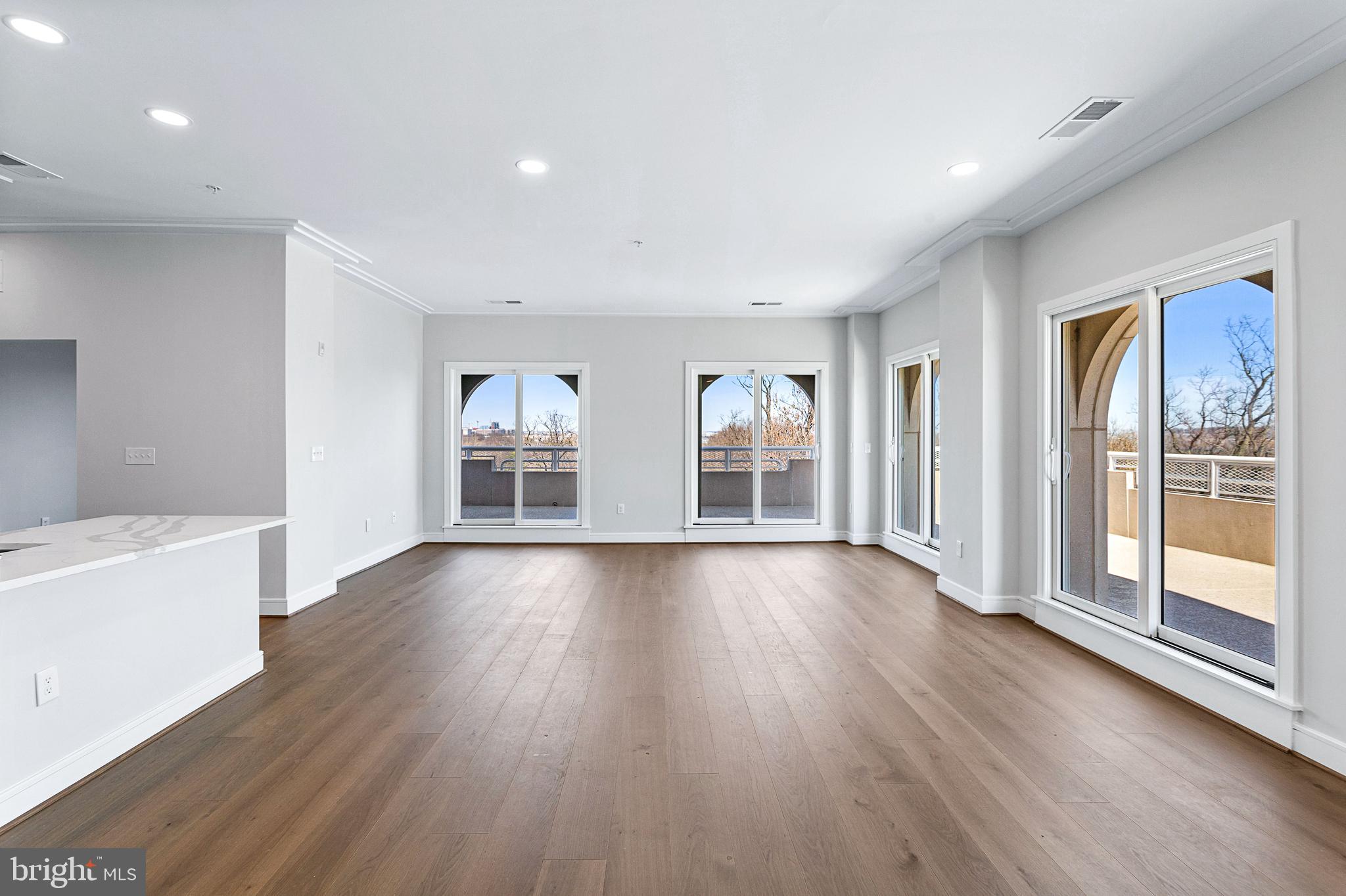 OLD TOWN NORTH - Residential