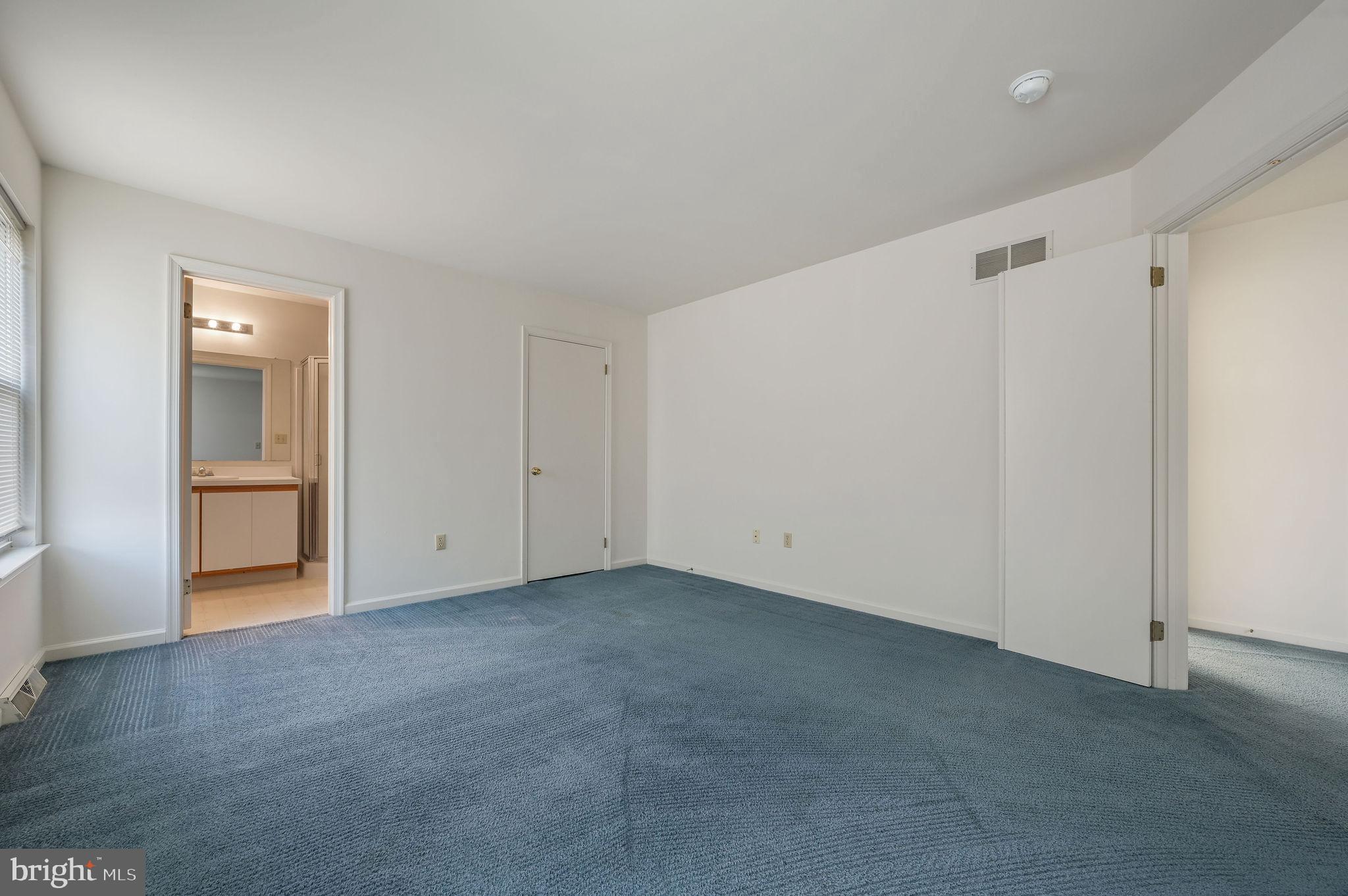 VILLAGE OF WESTOVE - Residential