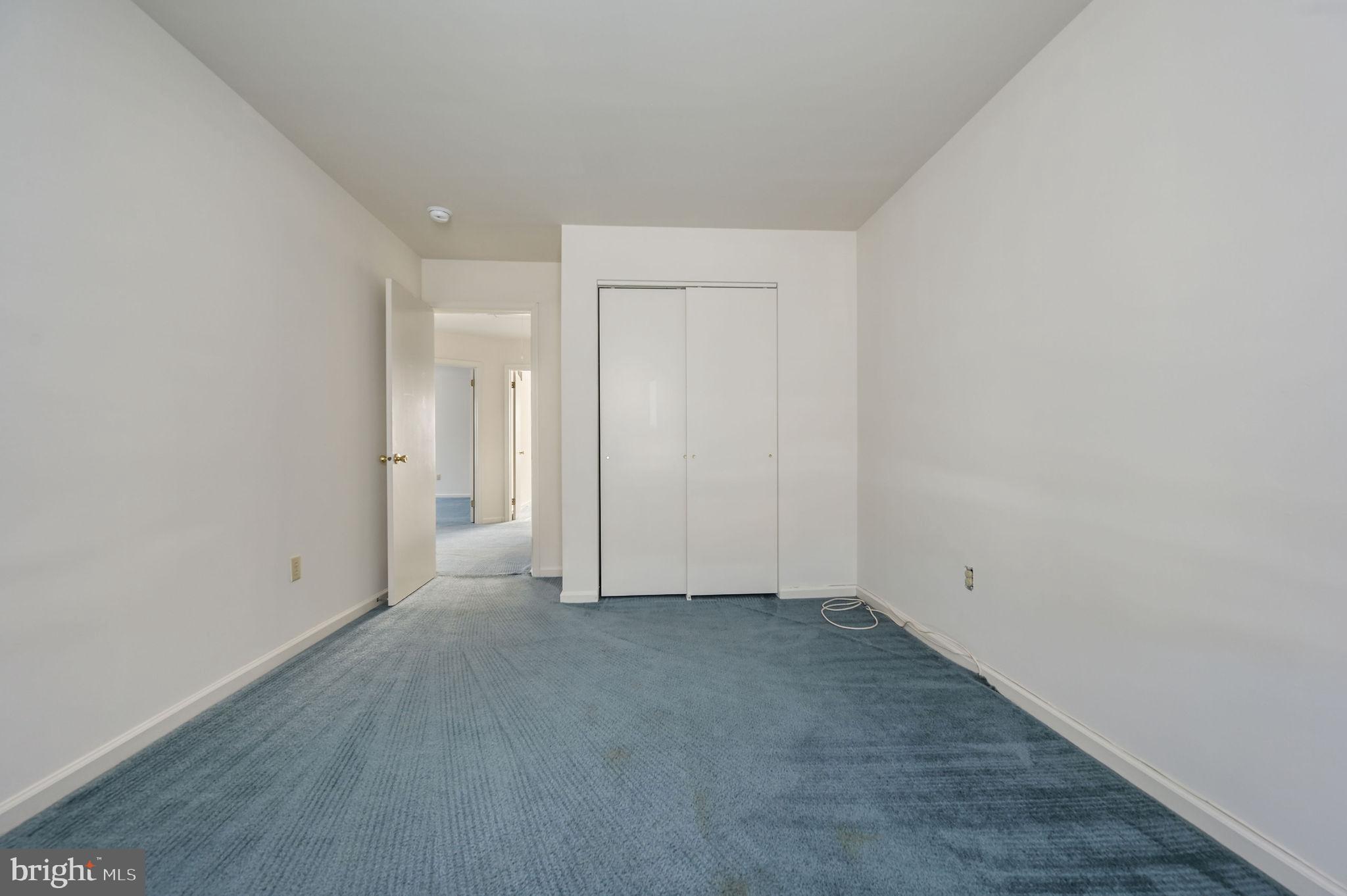 VILLAGE OF WESTOVE - Residential