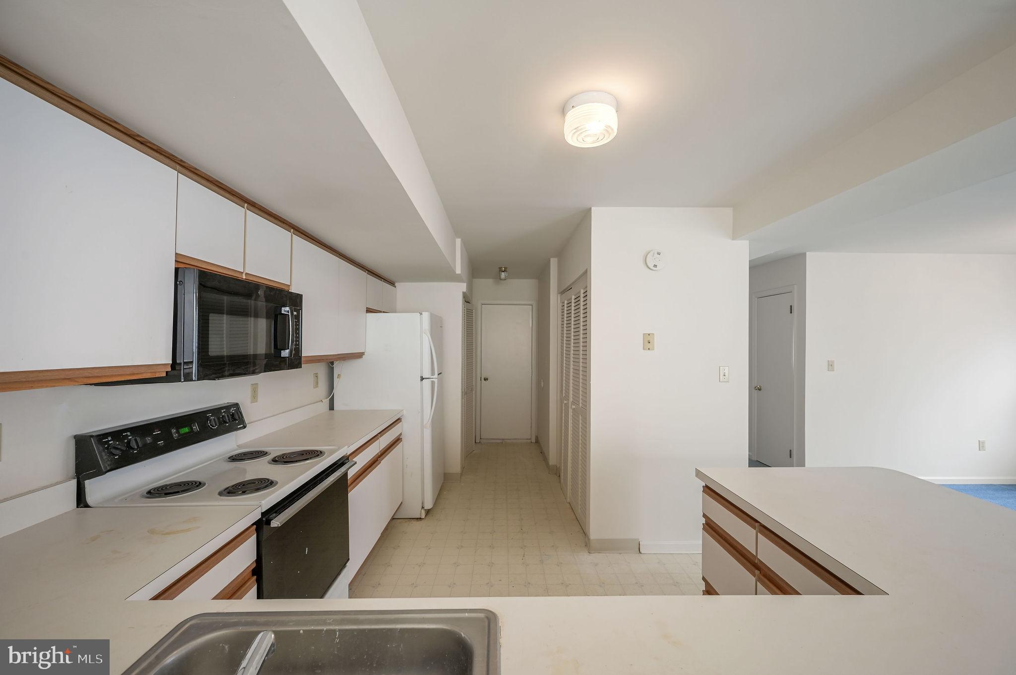 VILLAGE OF WESTOVE - Residential