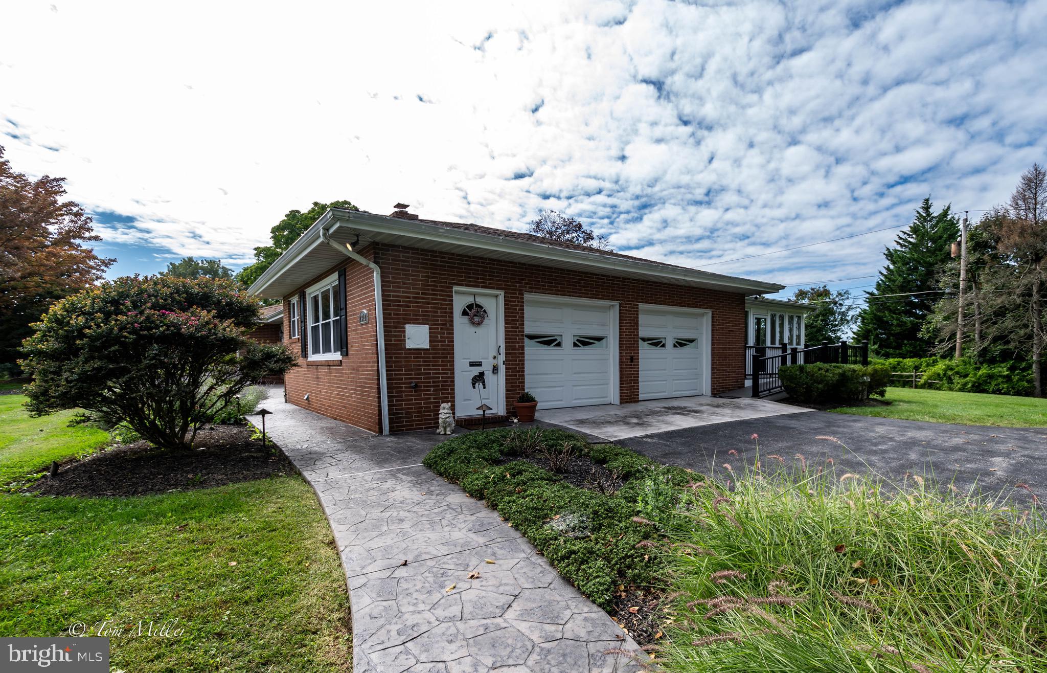 POT SPRING - Residential