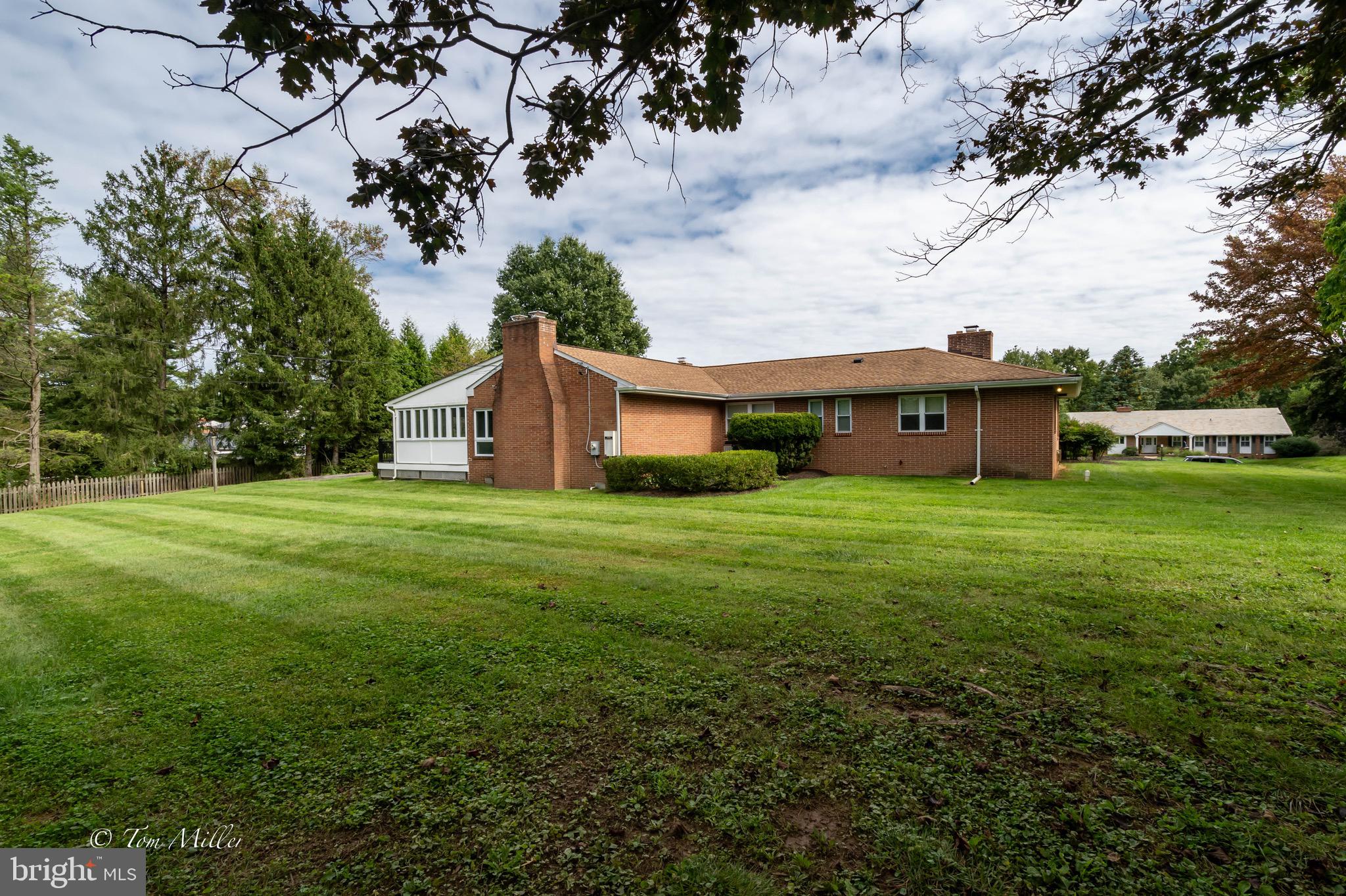 POT SPRING - Residential