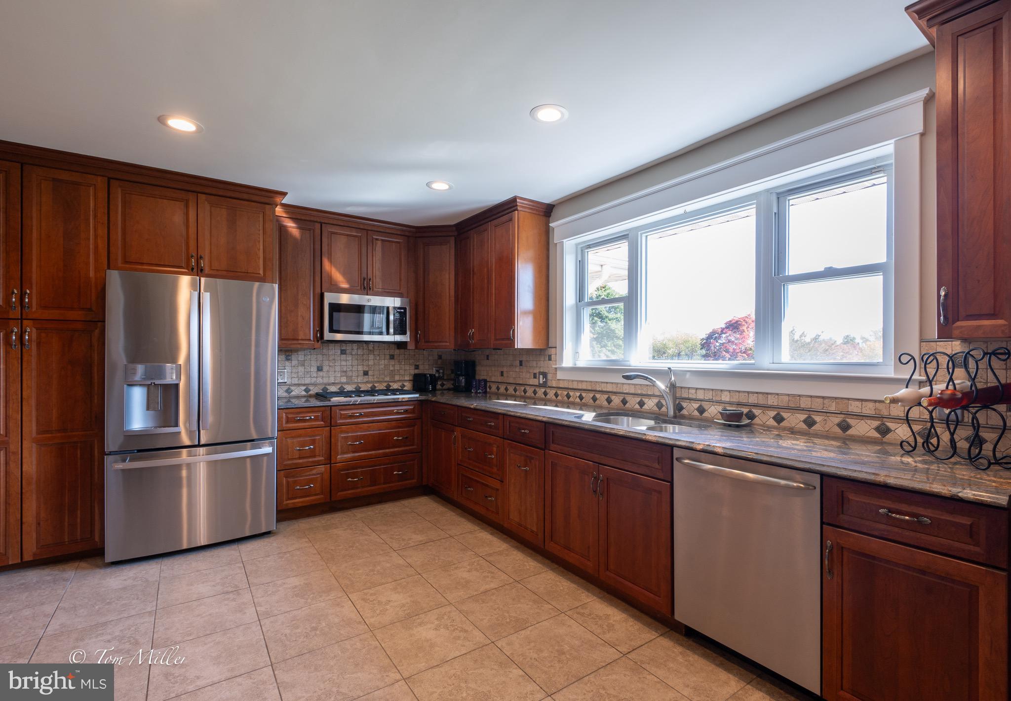 POT SPRING - Residential