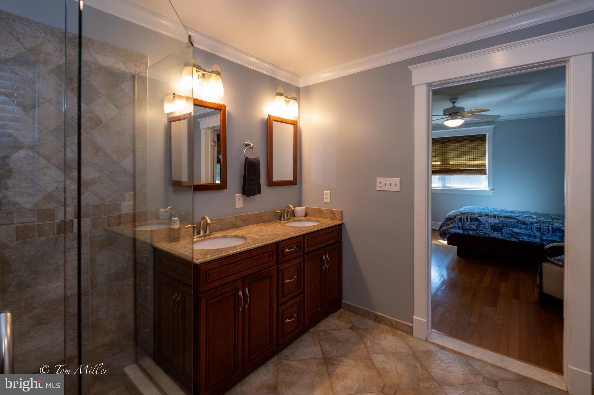 POT SPRING - Residential