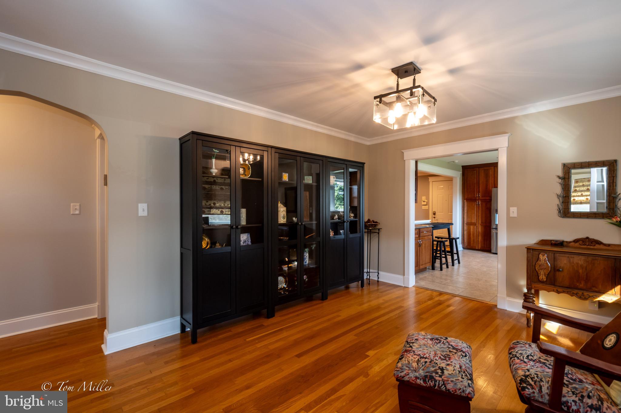 POT SPRING - Residential