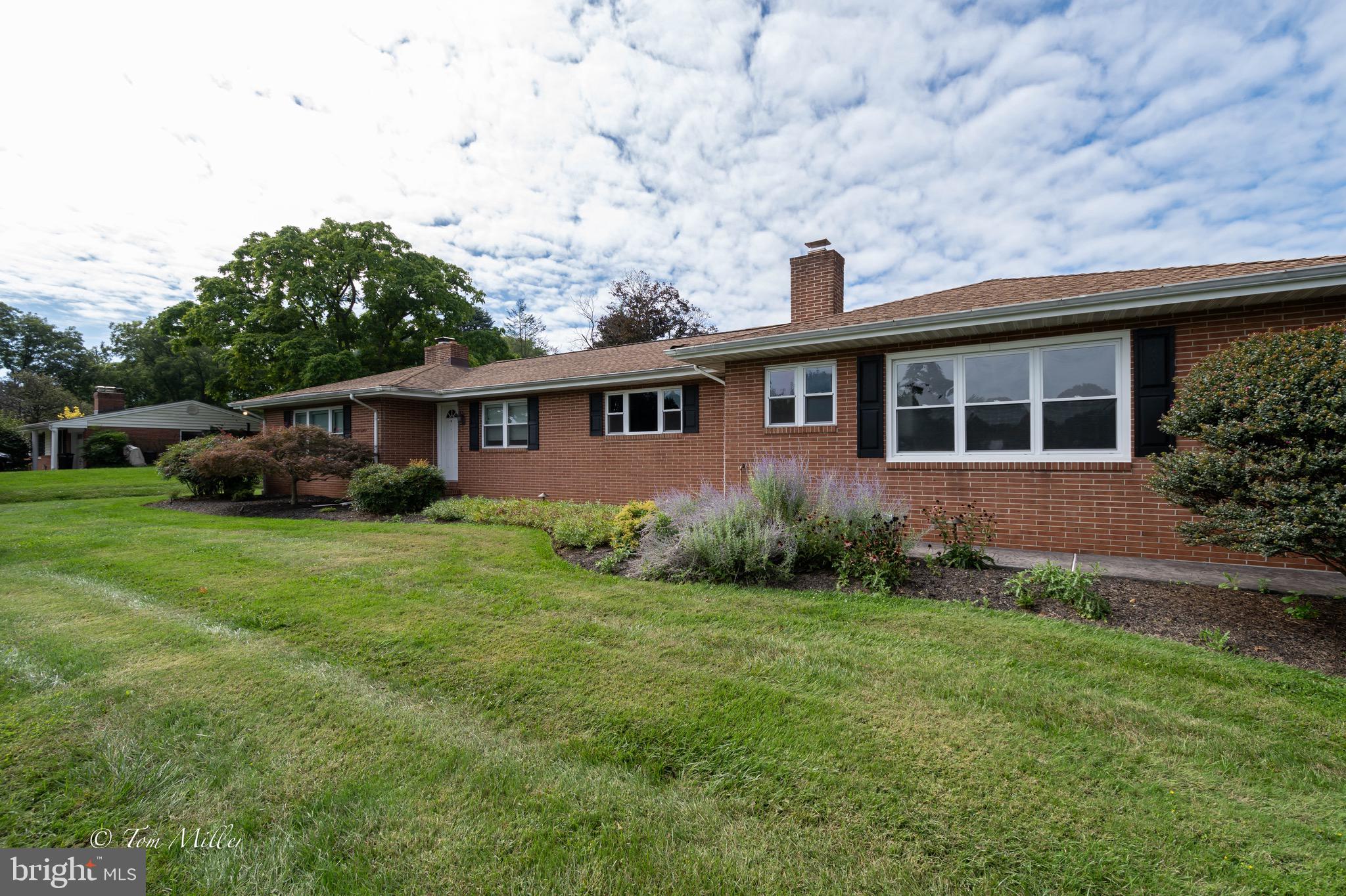 POT SPRING - Residential