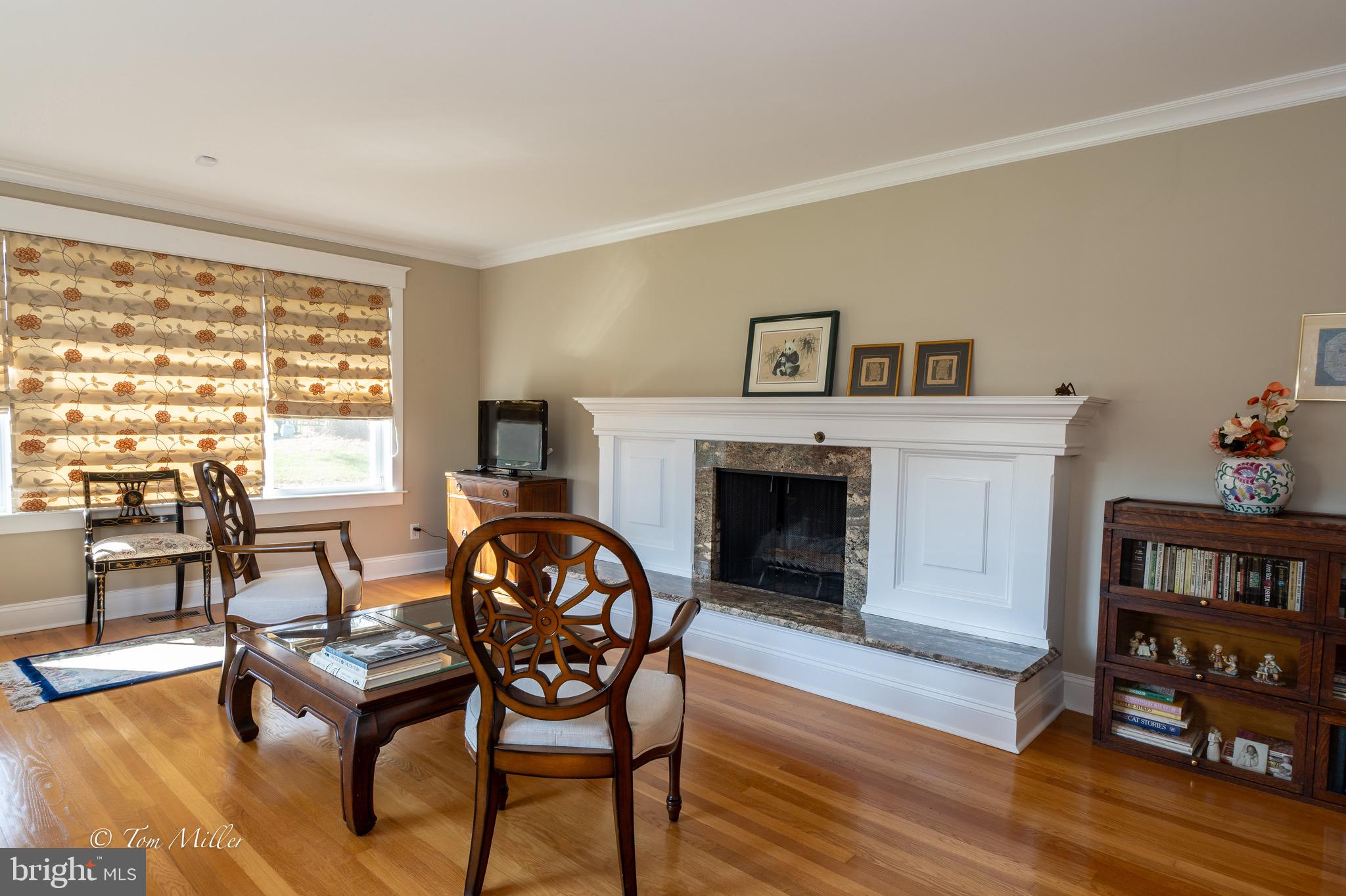 POT SPRING - Residential