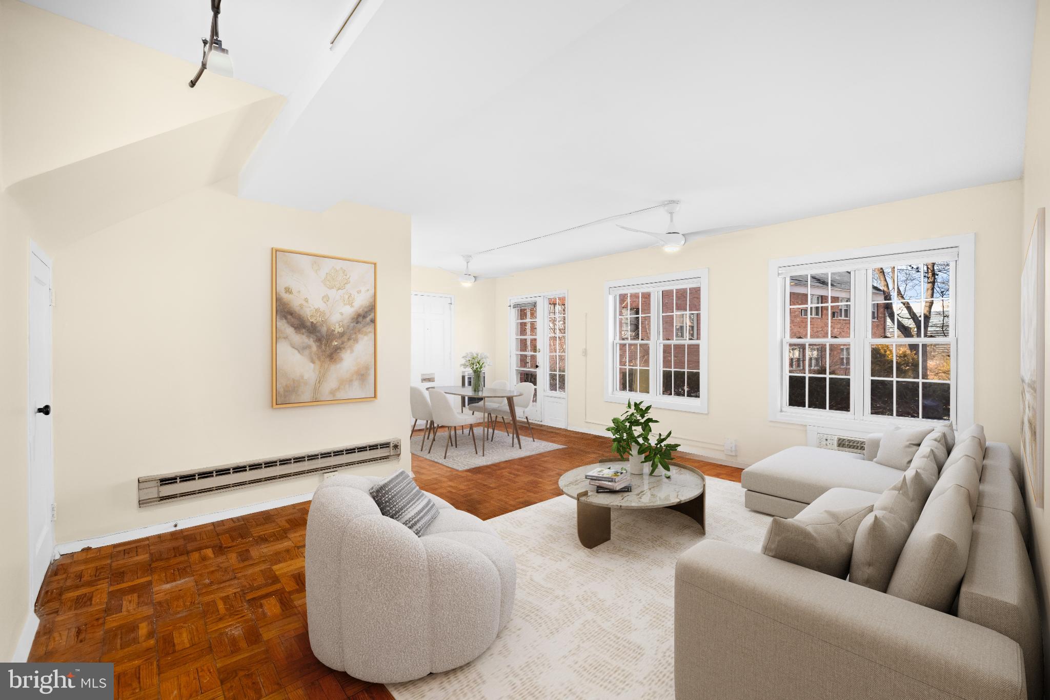 1663 FITZGERALD LANE