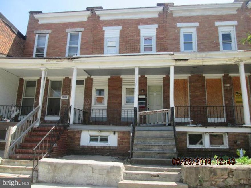 This is a Fannie Mae HomePath Property.  Great opportunity to own in the Westport Neighborhood!  Solid row house features nice sized rooms, great location near highways, and attractions.  Quick trip to downtown.