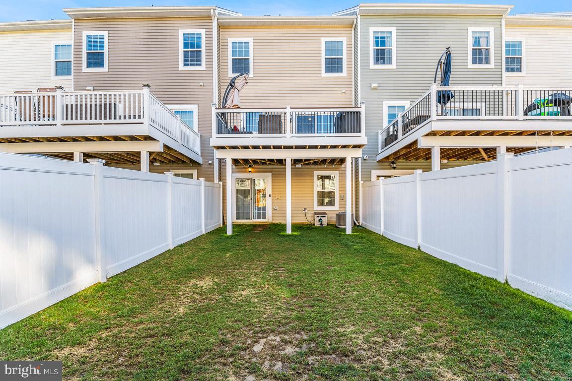 BEECH CREEK - Residential