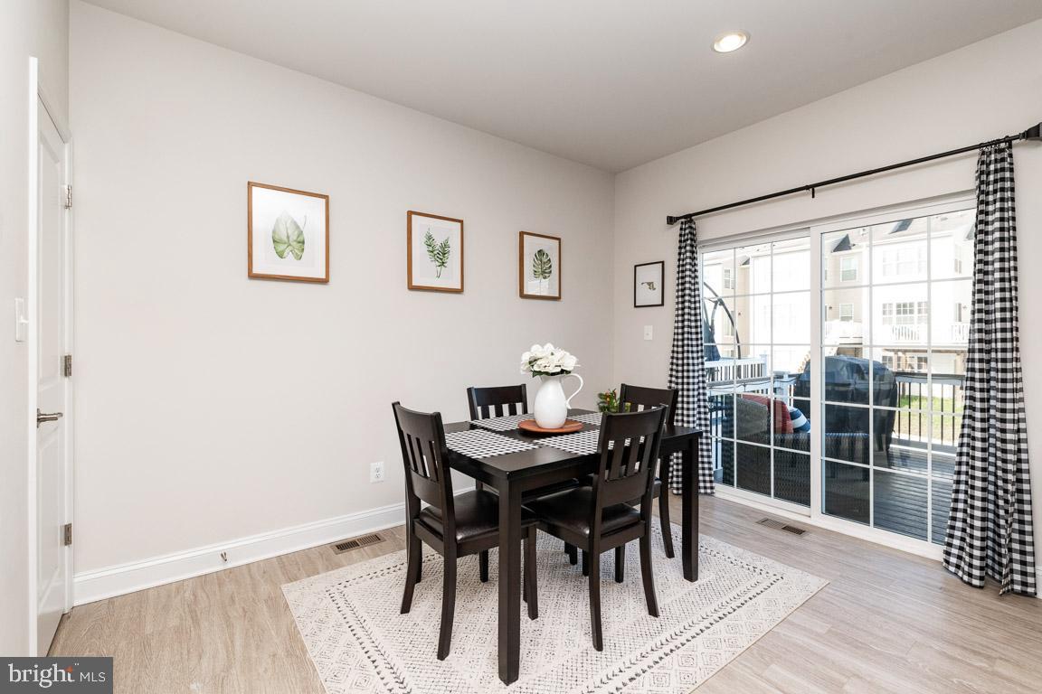 BEECH CREEK - Residential