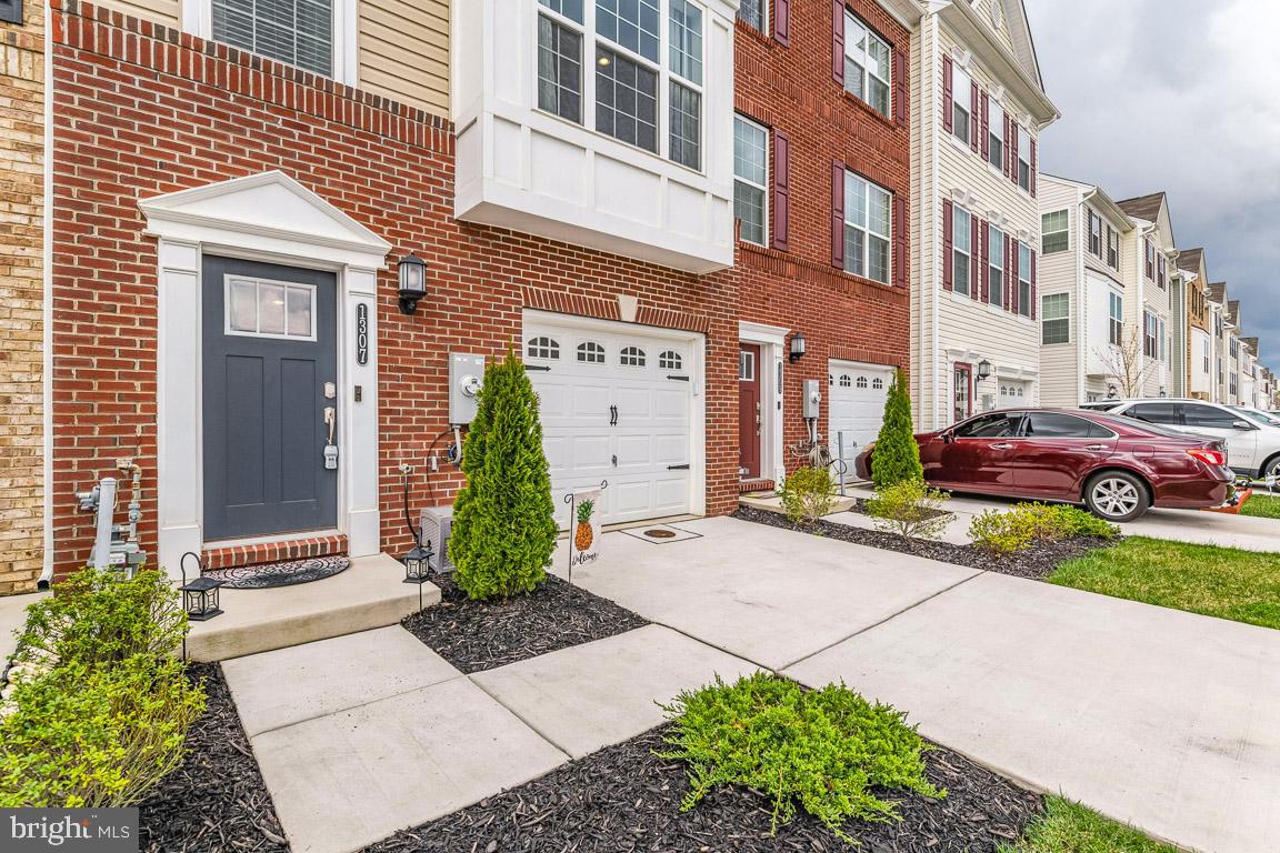 BEECH CREEK - Residential